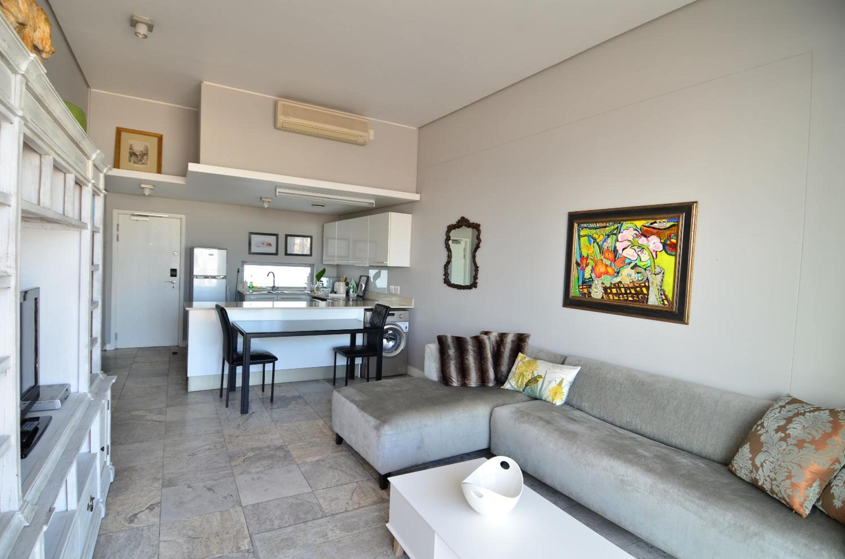 410 Harbour Bridge view 3