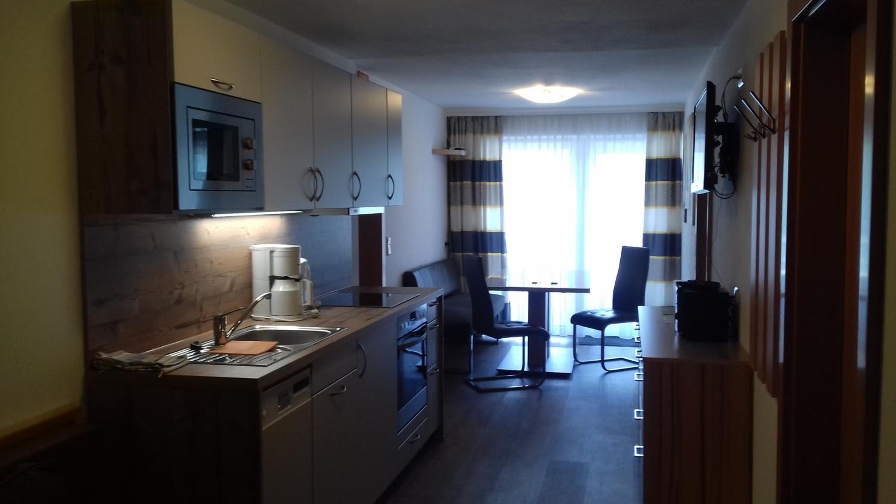 Ferienhaus u. Appartement Knauss view 2