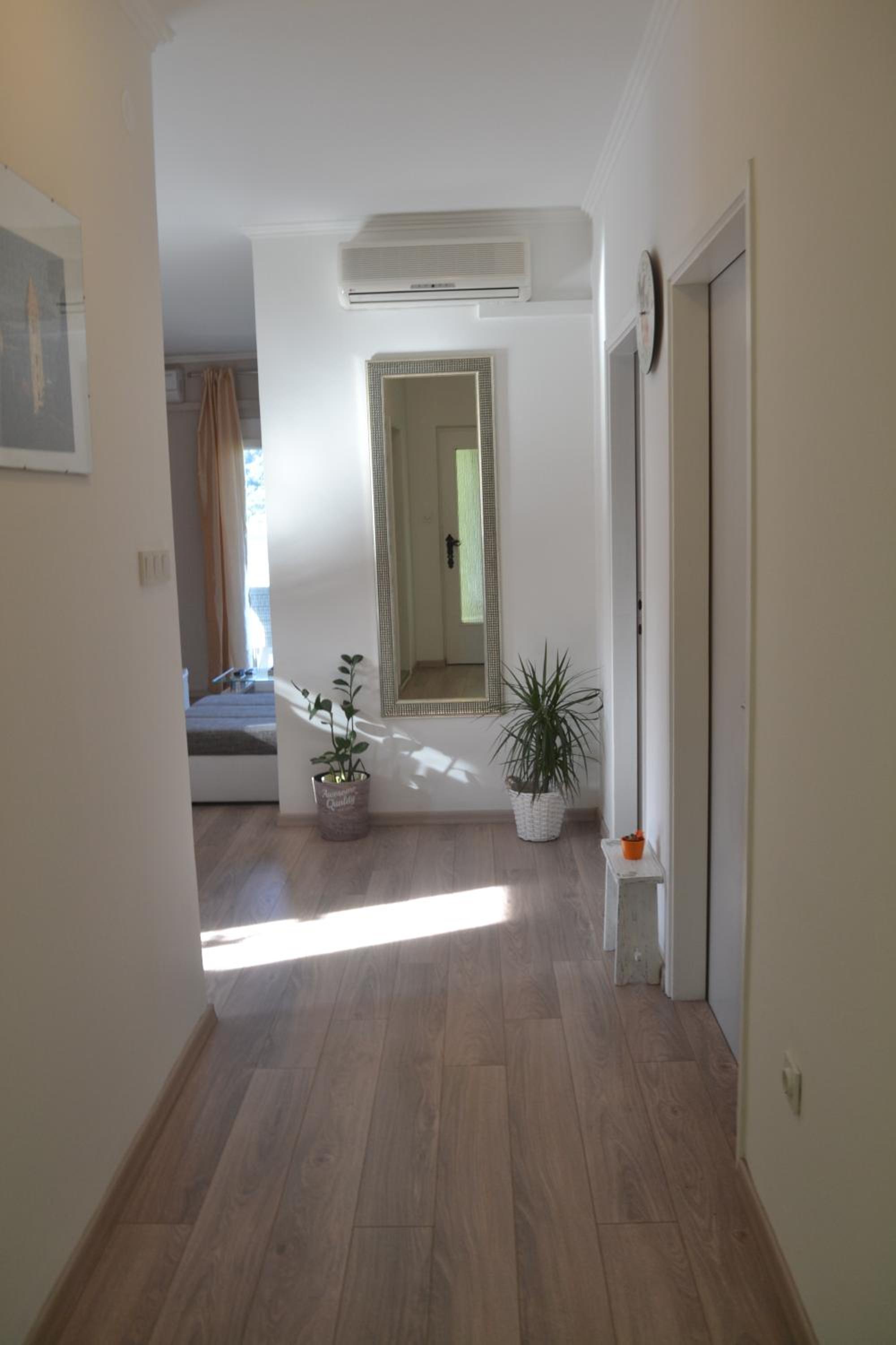Apartments Gvacic
