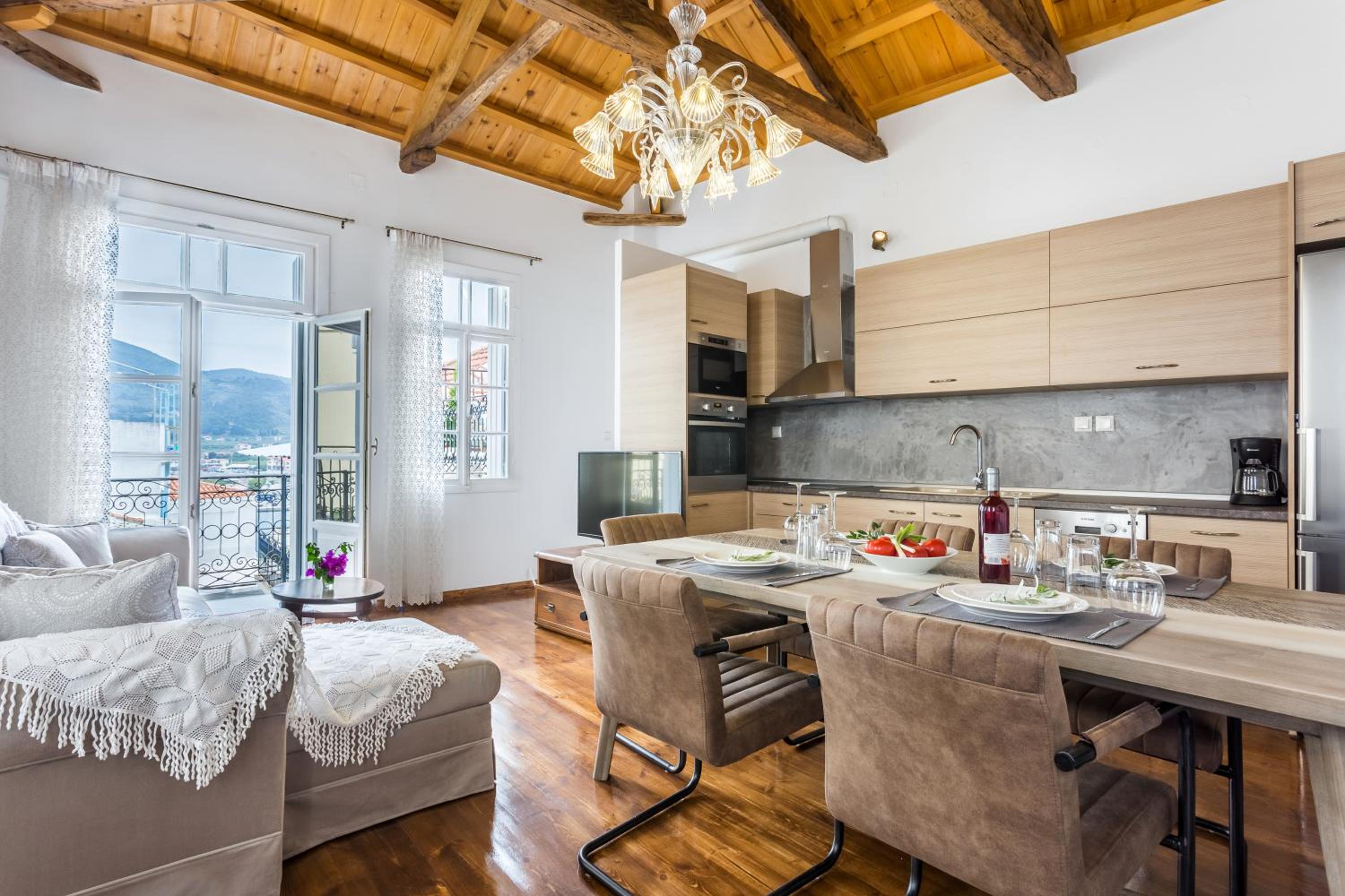 Evagelia's deluxe villa-Roof Top Jacuzzi photo 2