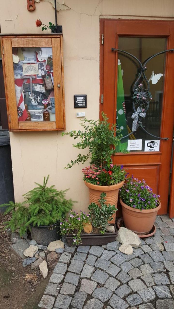 Photo 53