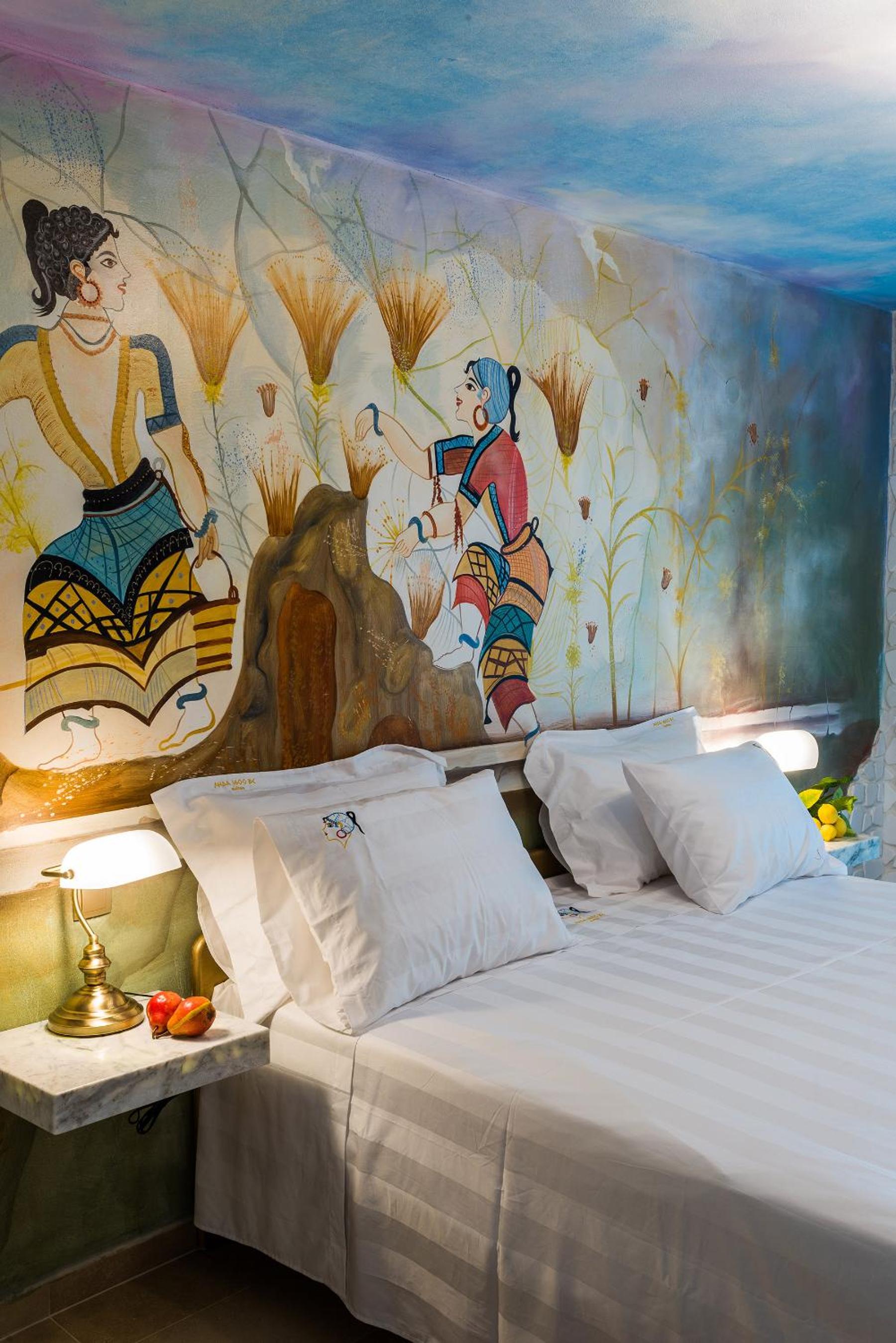 Leda Suites