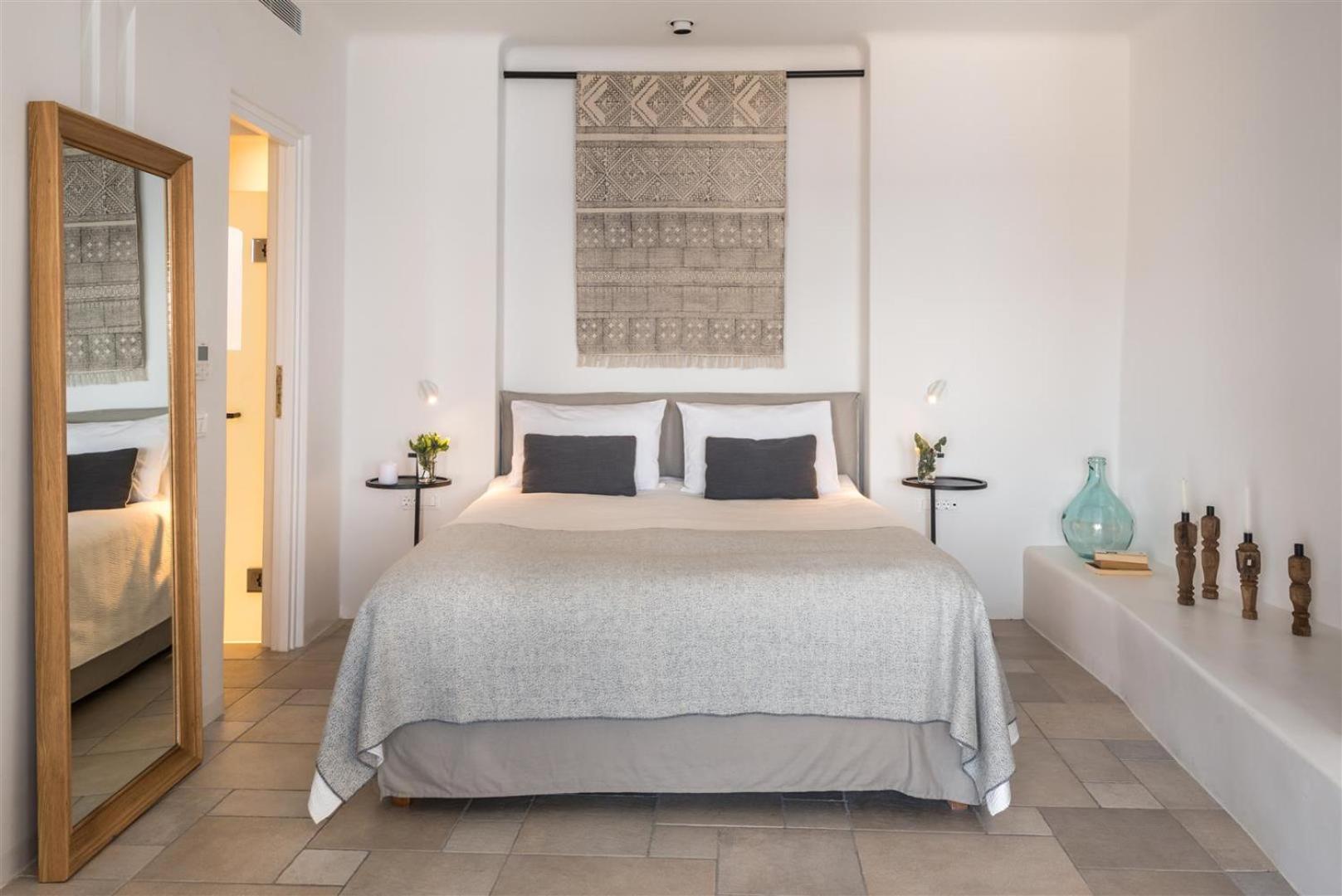 Porto Fira Suites photo 5