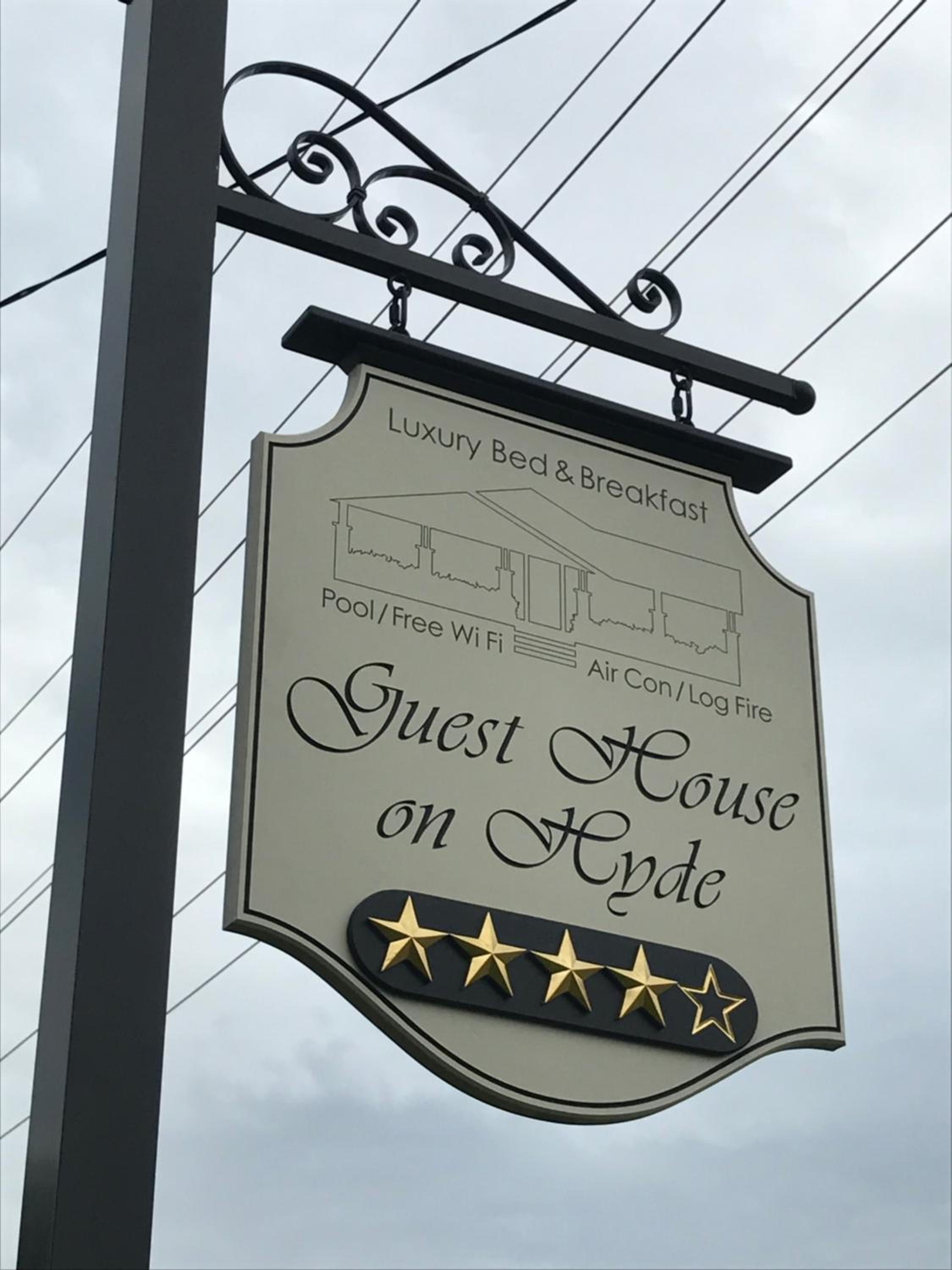 Guest House on Hyde