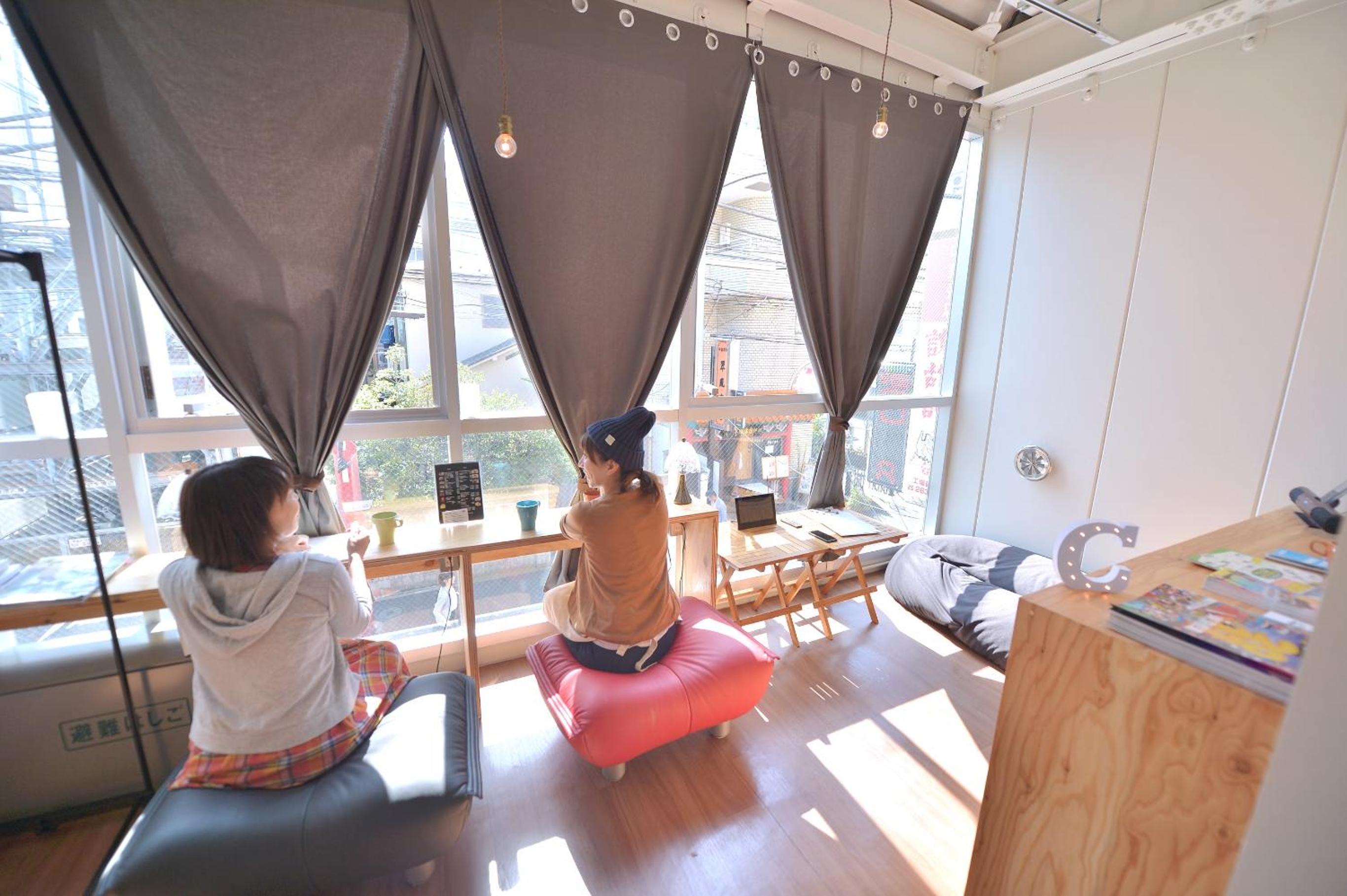 lounge