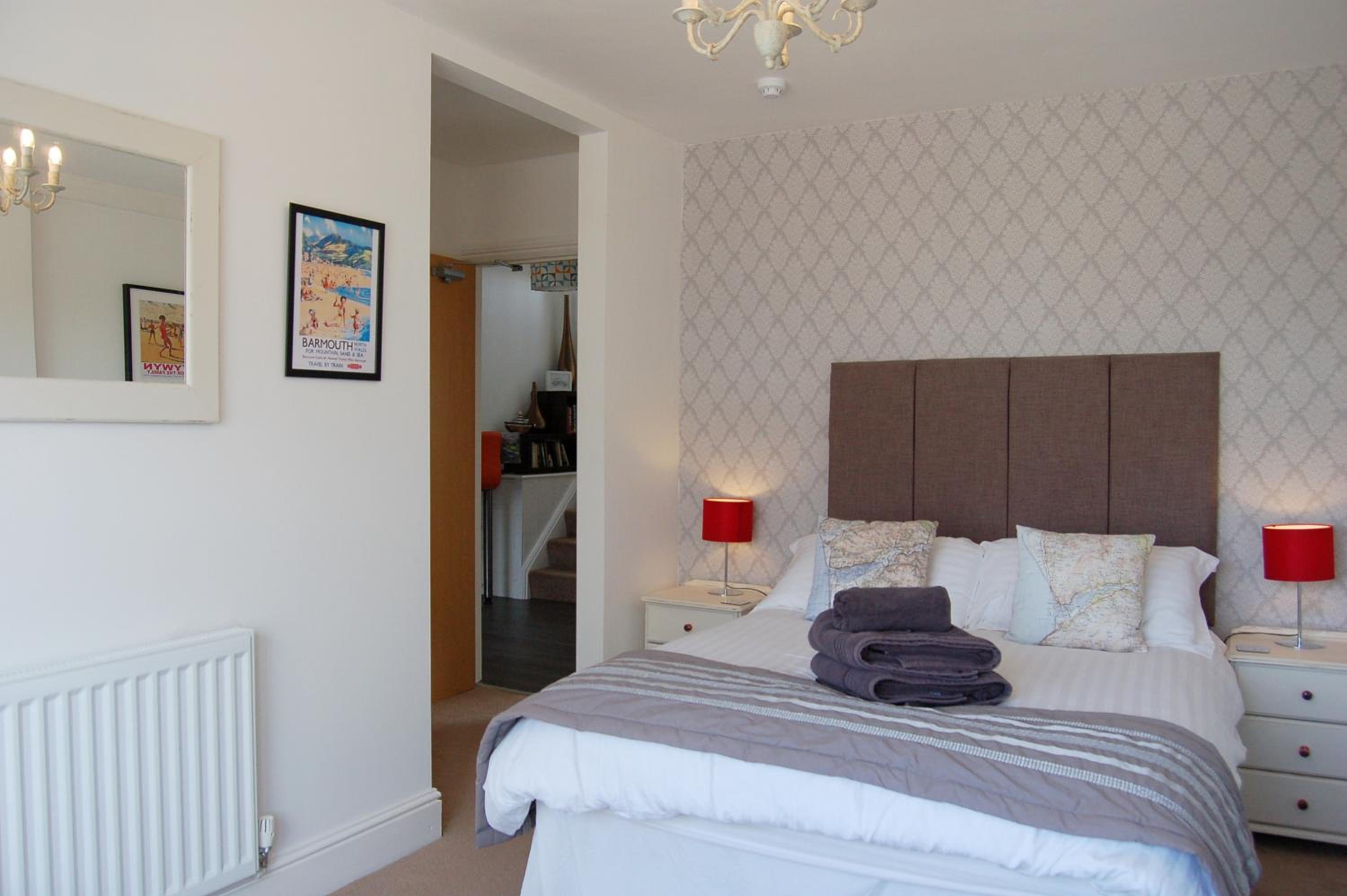 Saint Cadfans Lodge