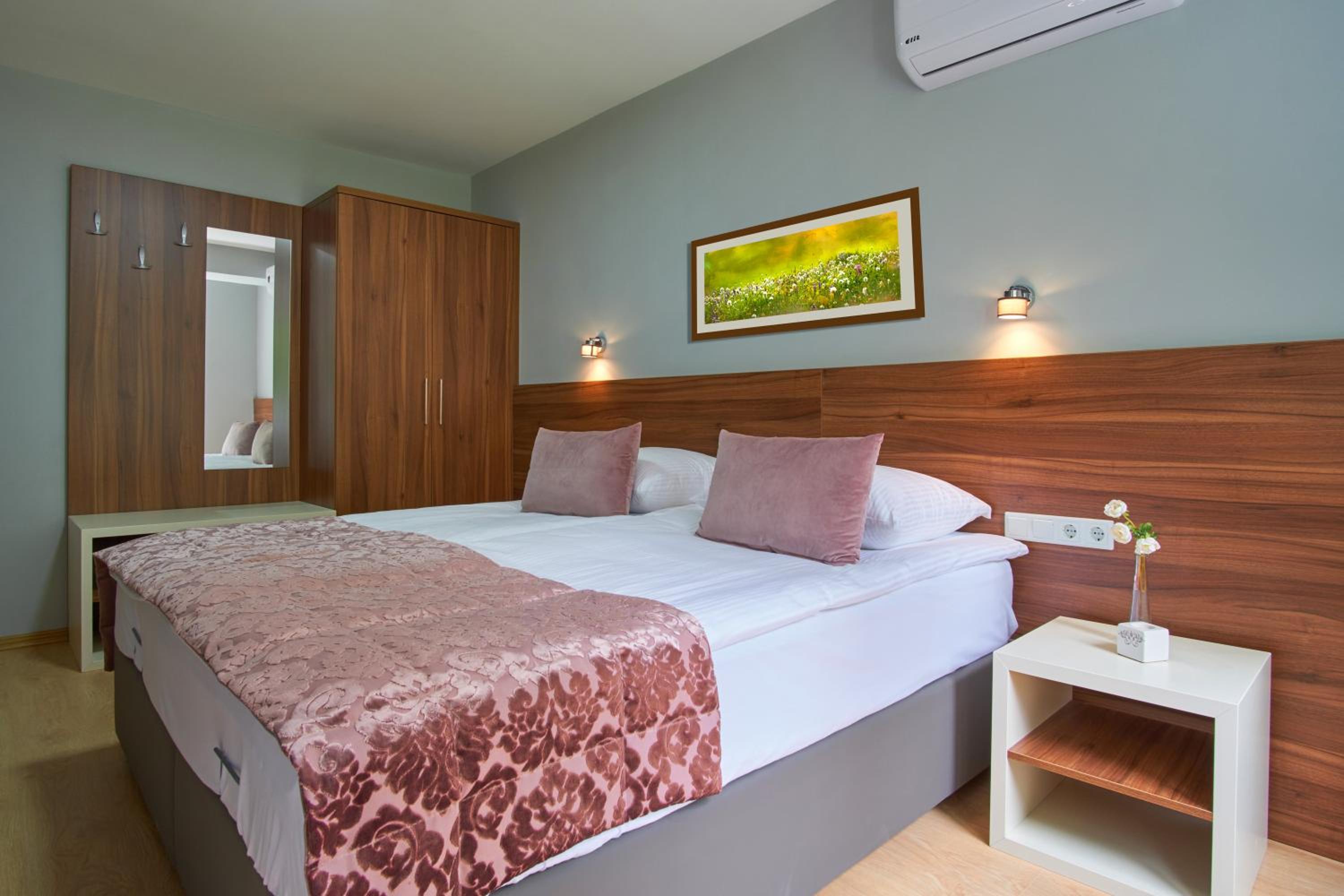 Green Elite Residence
