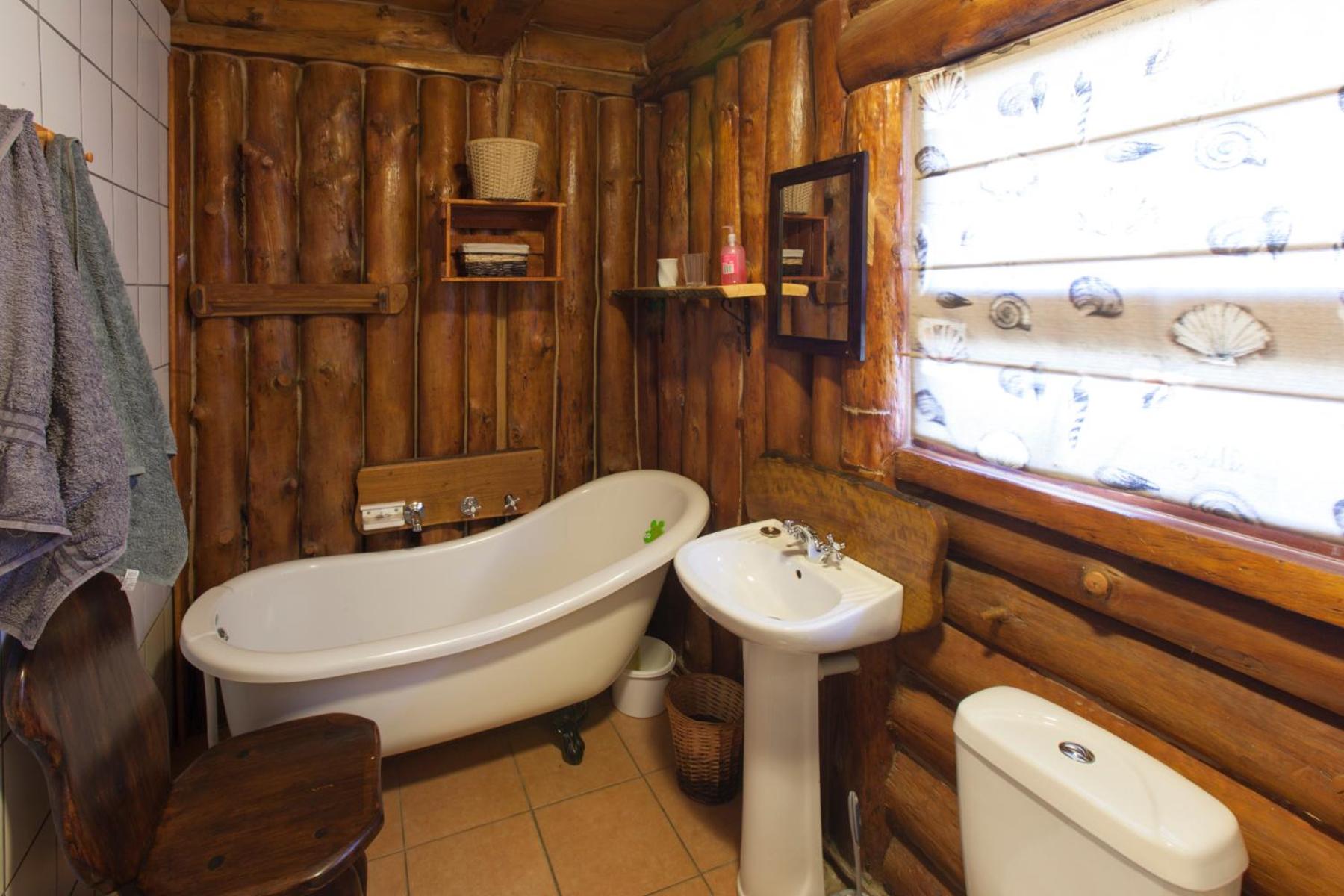 A Log Home at Buffalo Creek