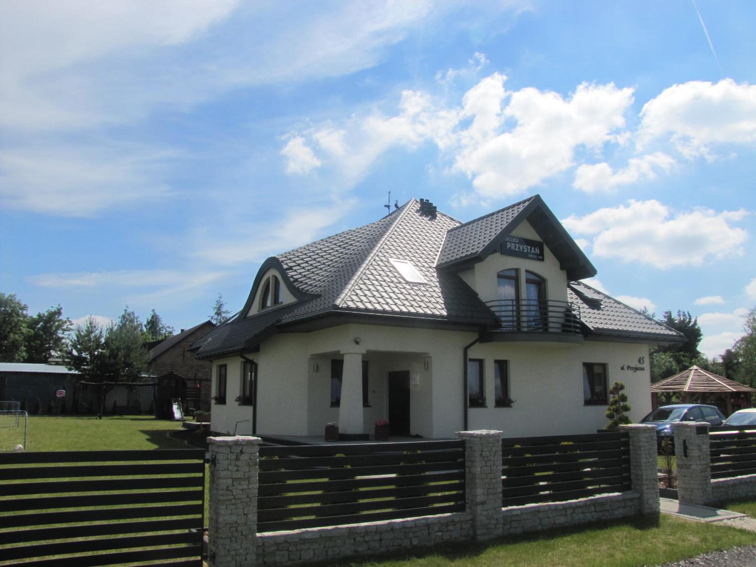 Photo 8