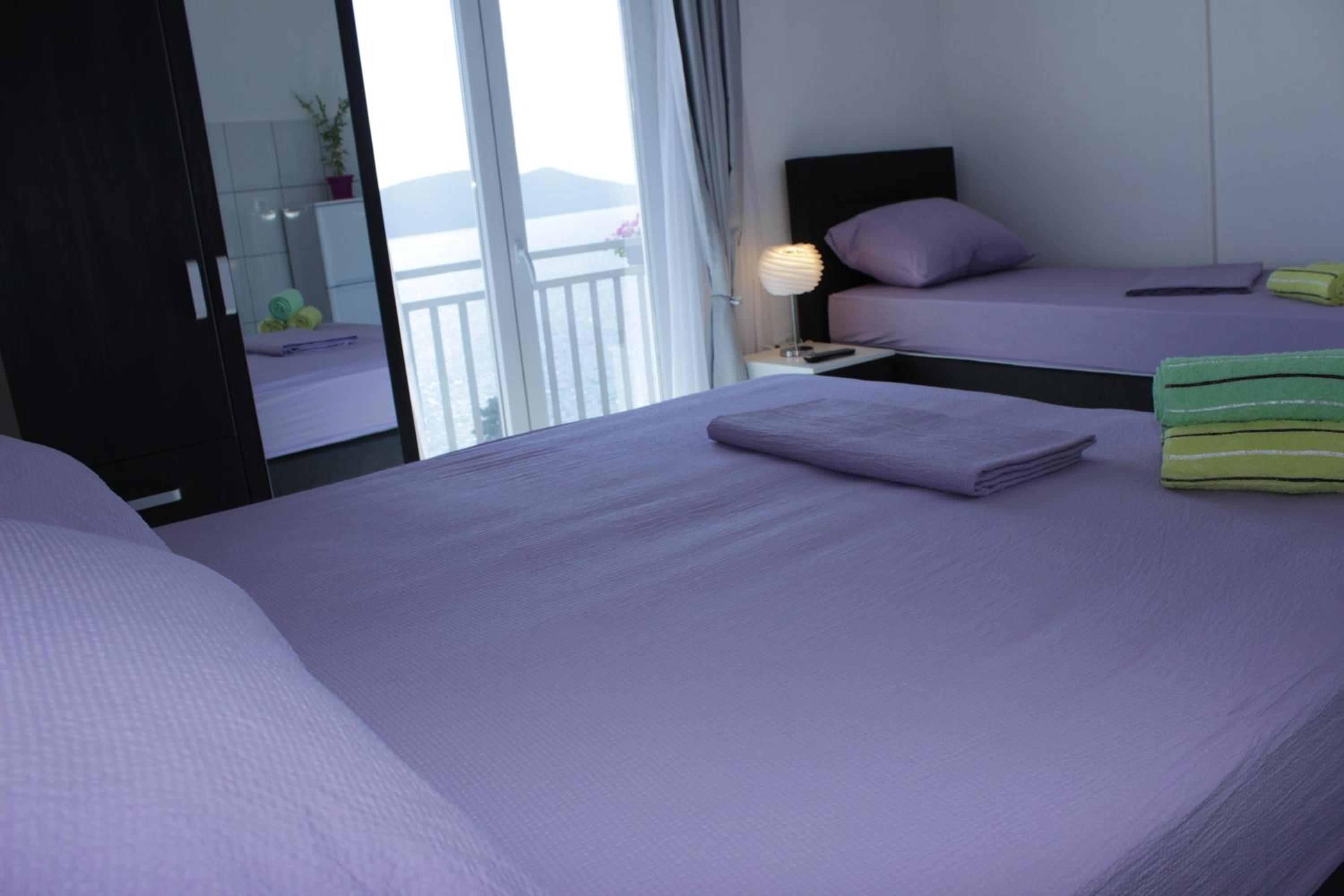 Guest House Put
