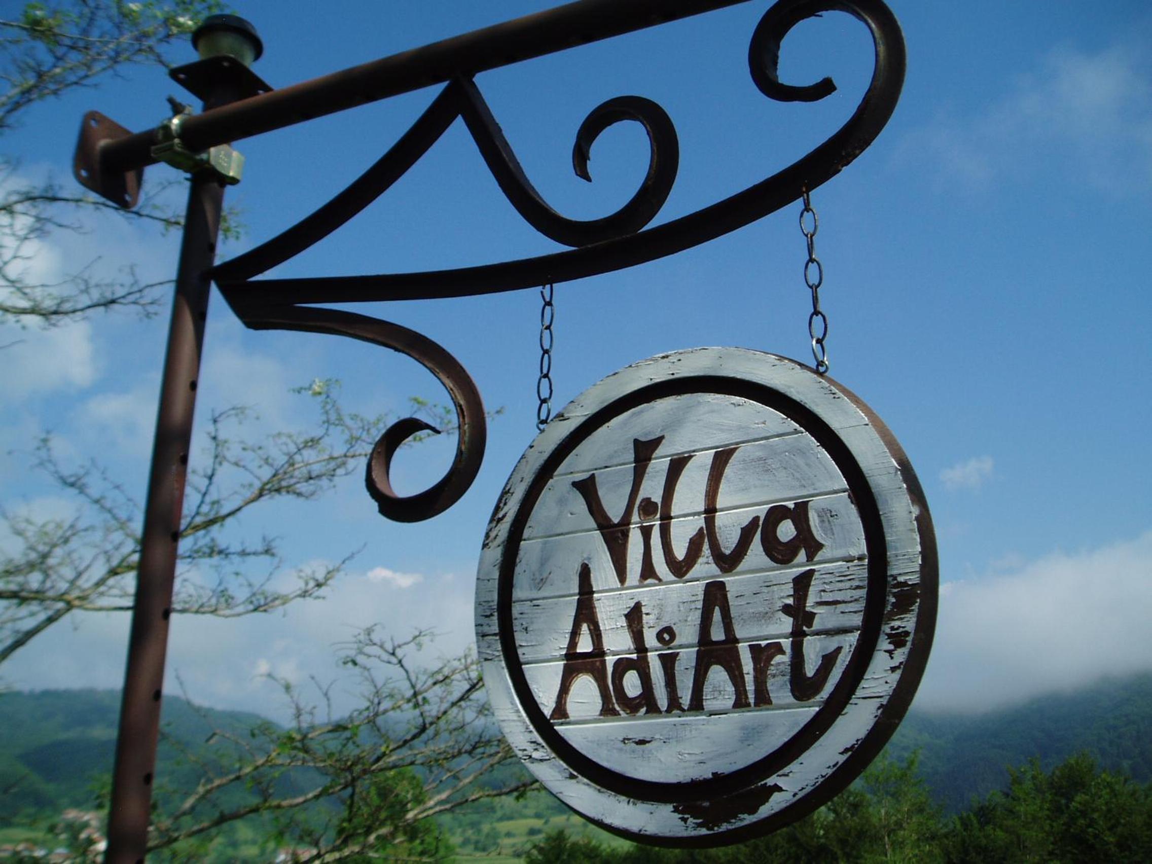 Villa AdiArt