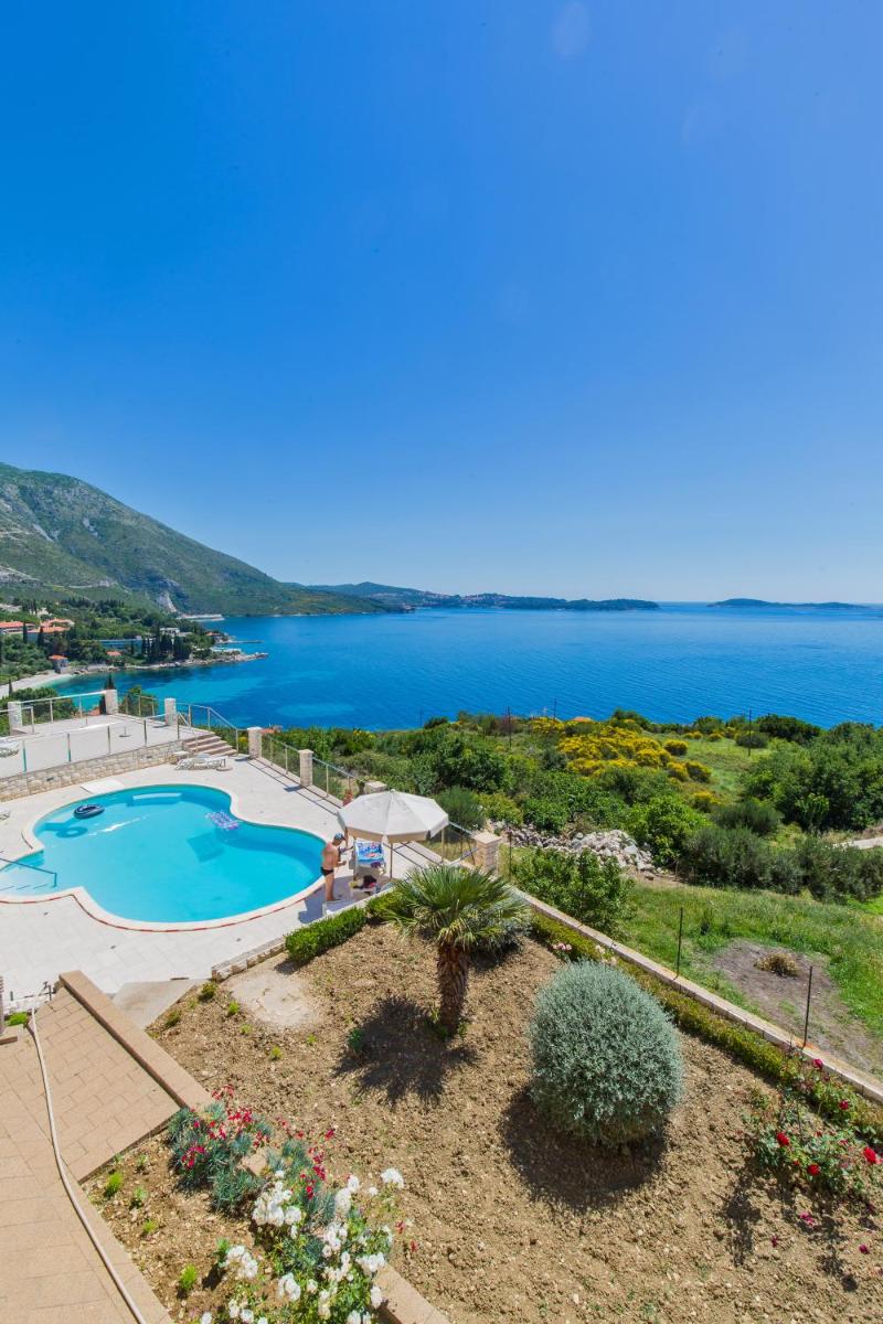 Apartments Marnic view 3