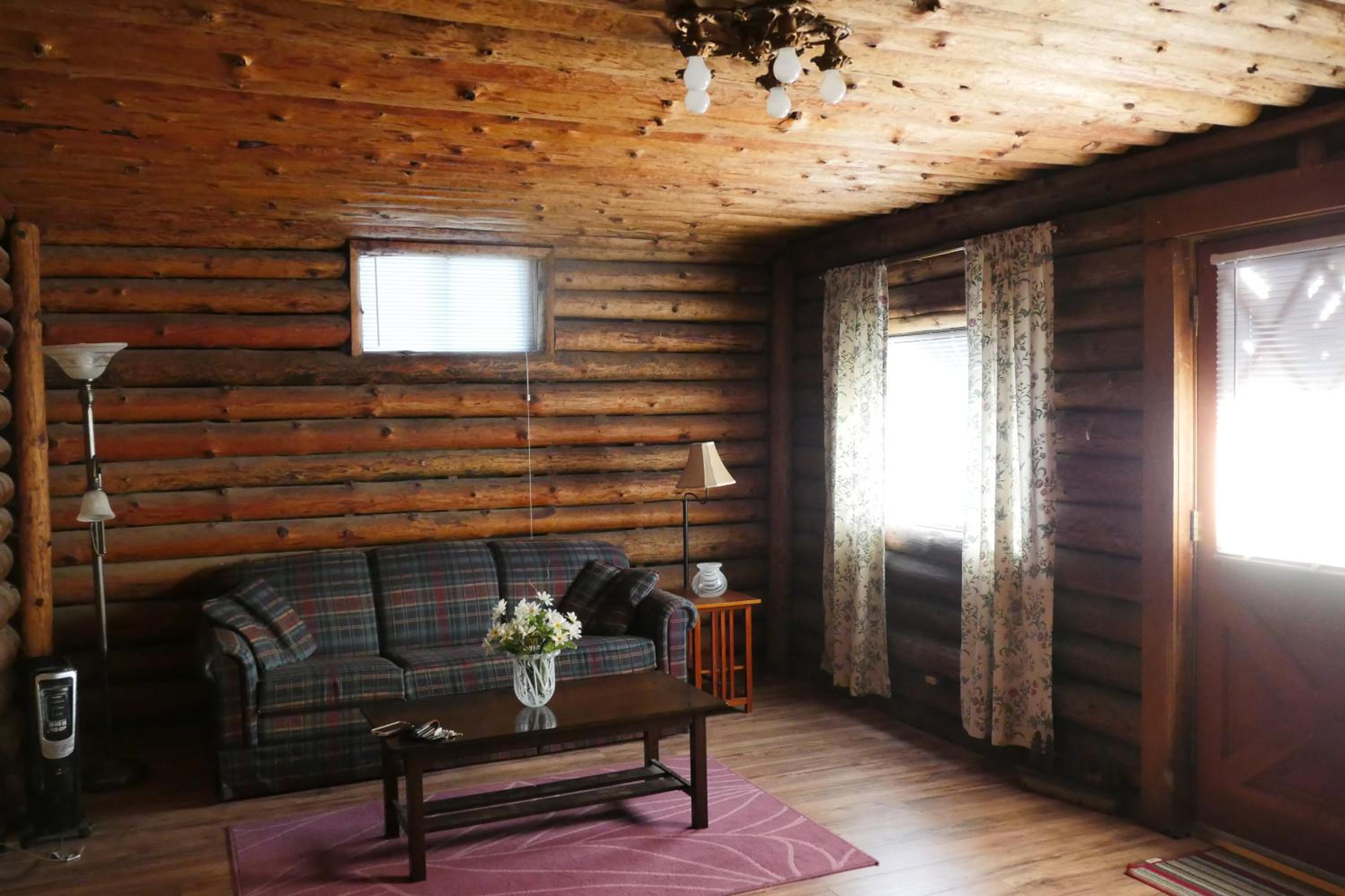 Bungalow on the lake view 5