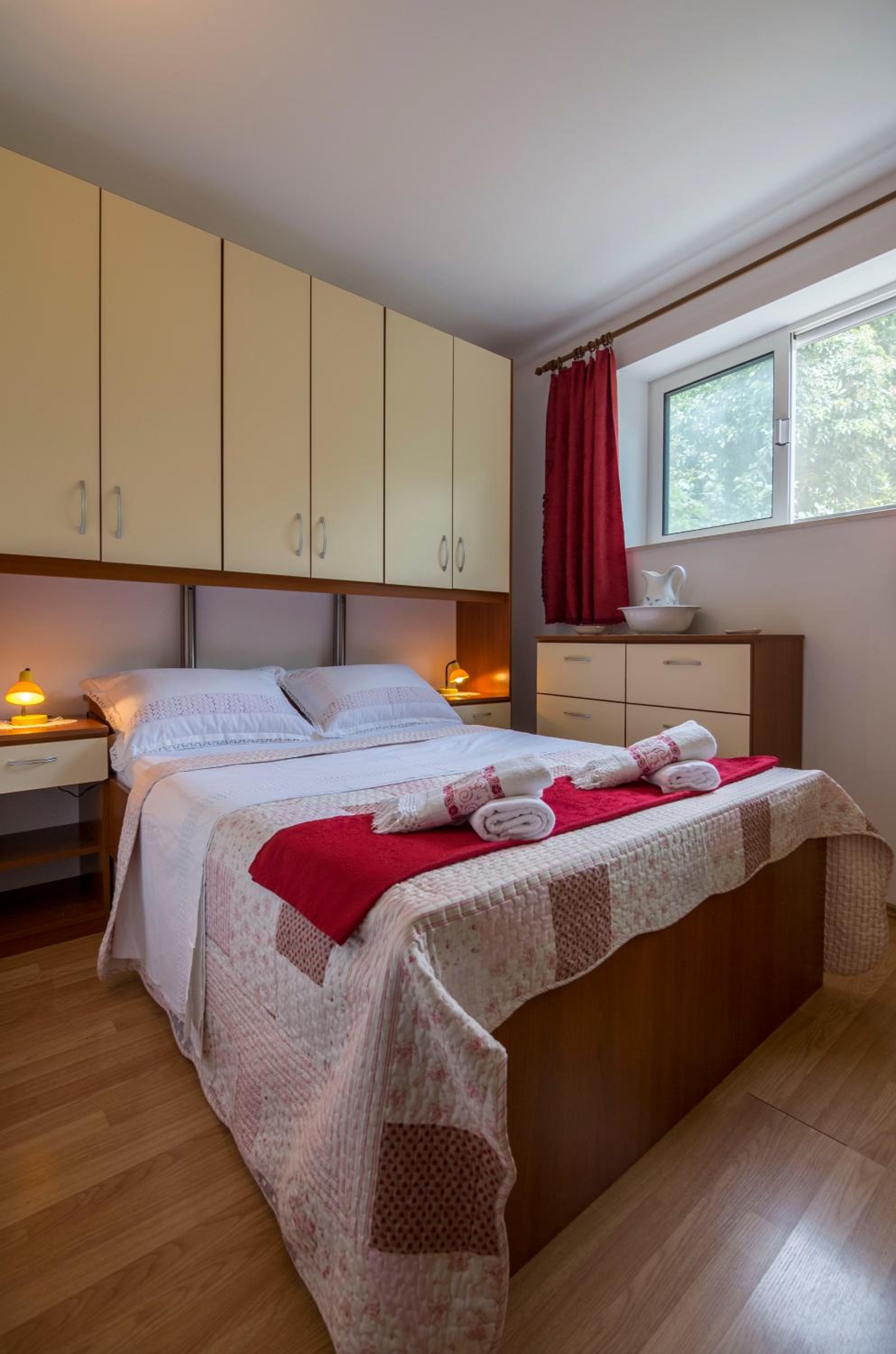 Apartments Lena