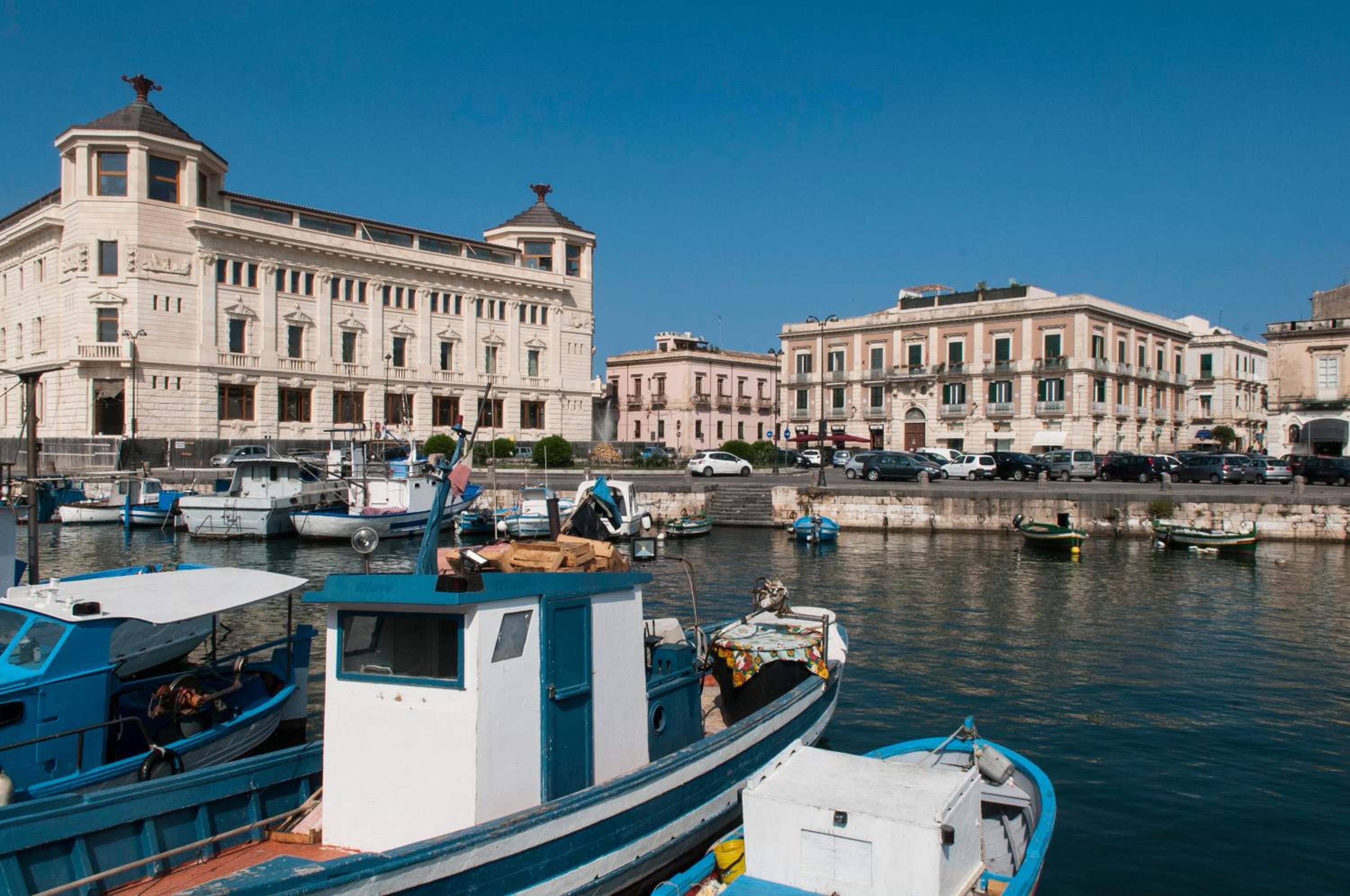 Ortigia Exclusive Apartment view 3