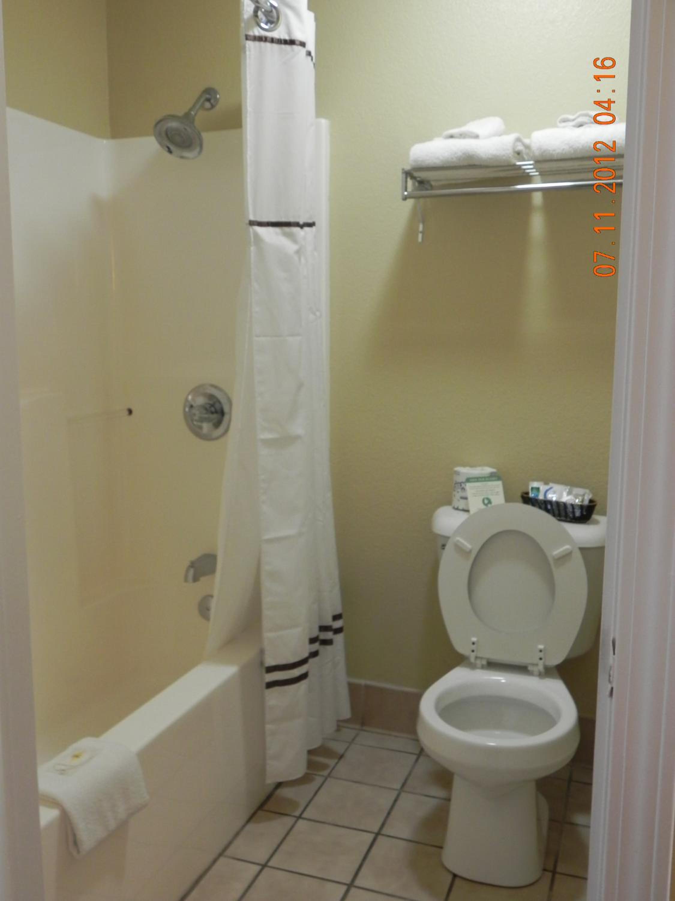 Relax Inn and Suites Kuttawa Eddyville