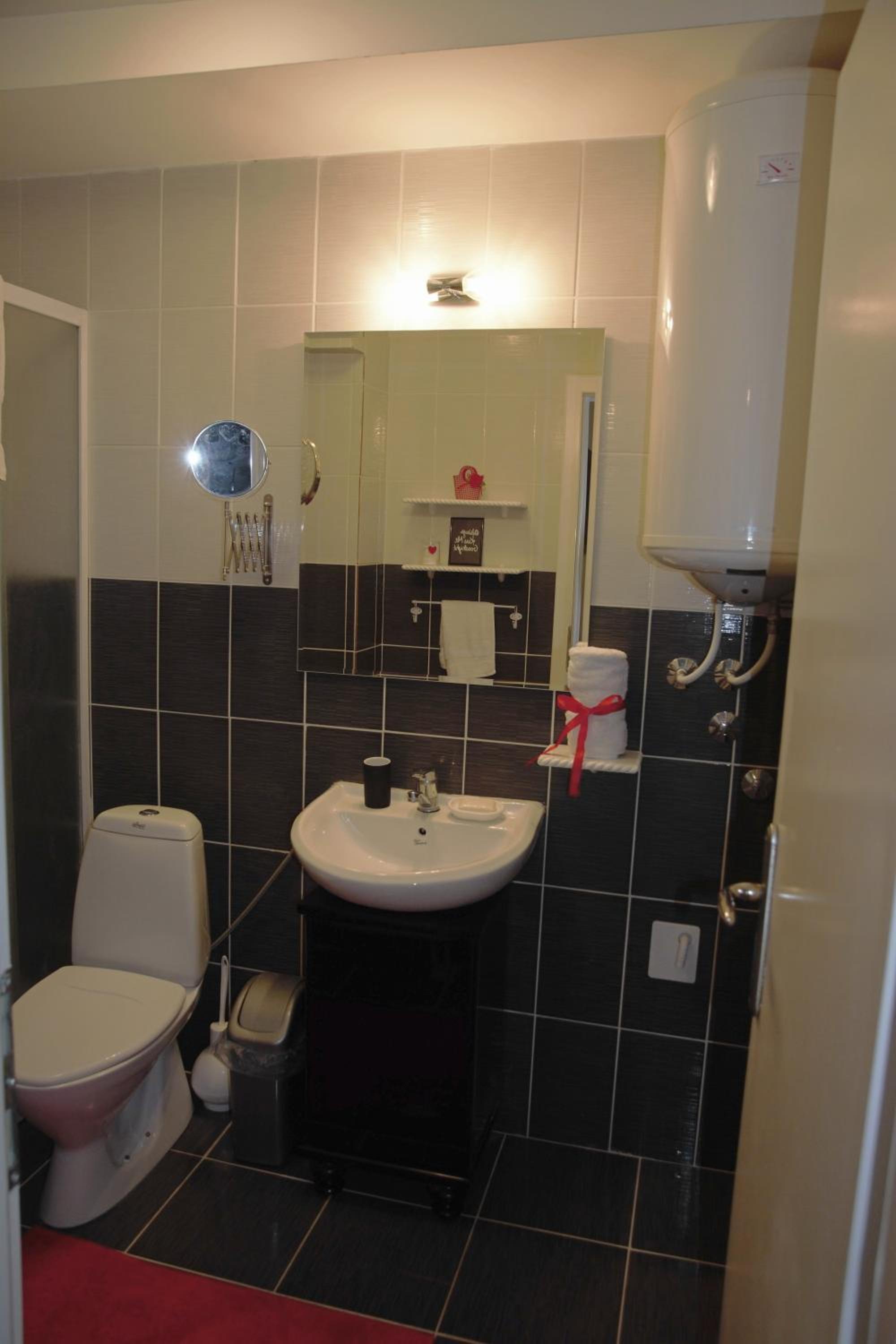 Trident Apartments