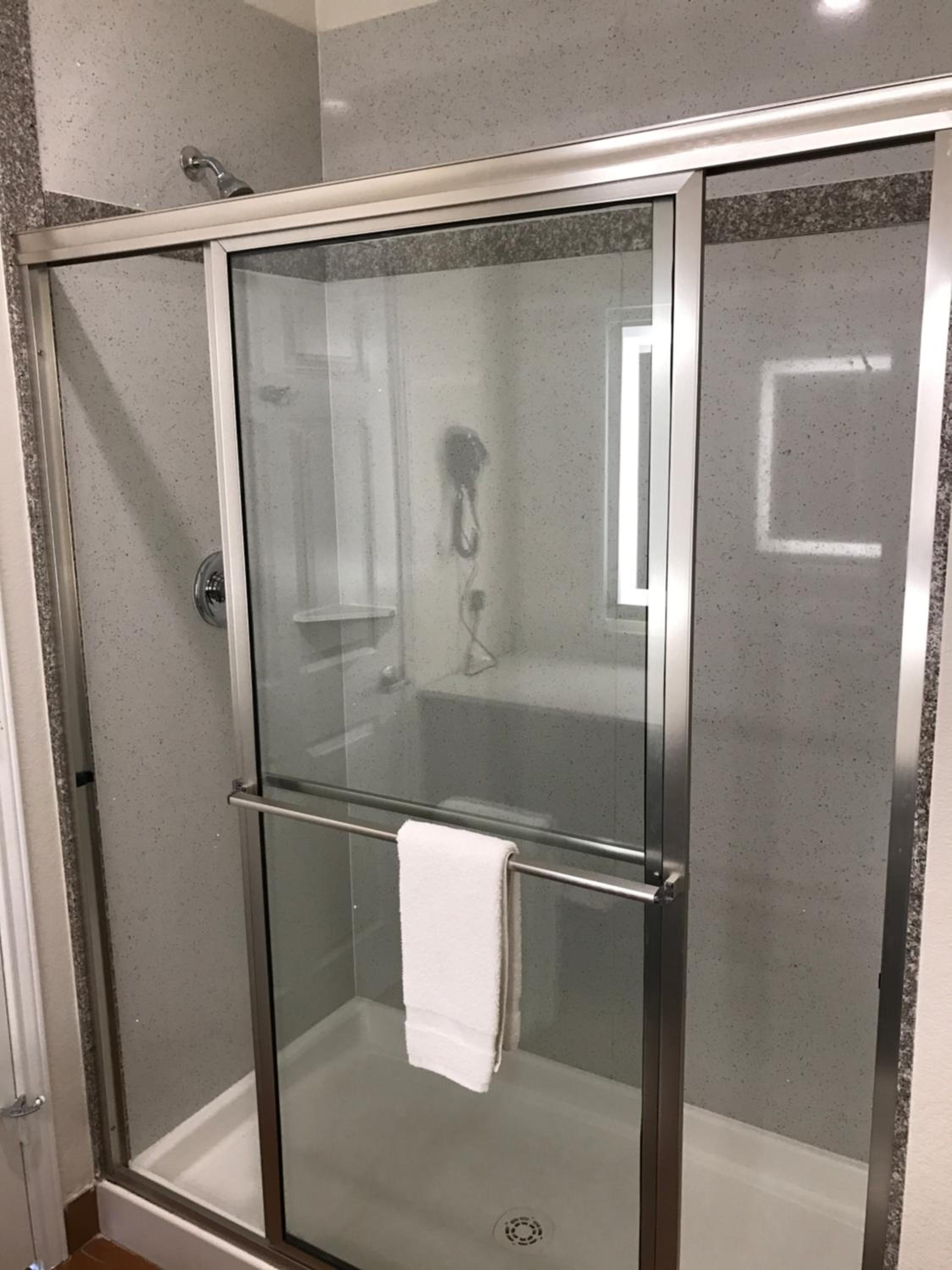 Regency Inn & Suites- NW Houston