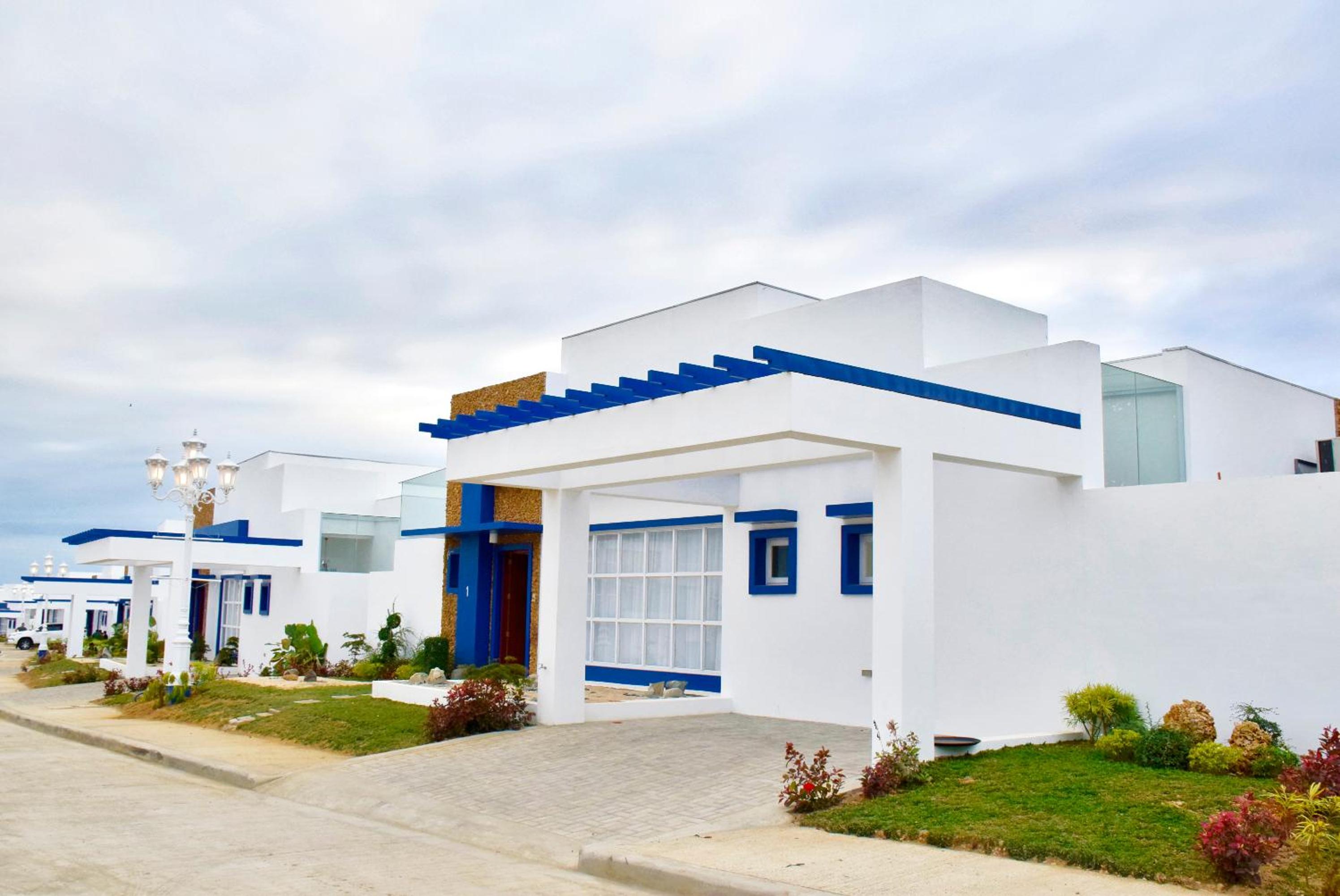 Thunderbird Resorts - Poro Point