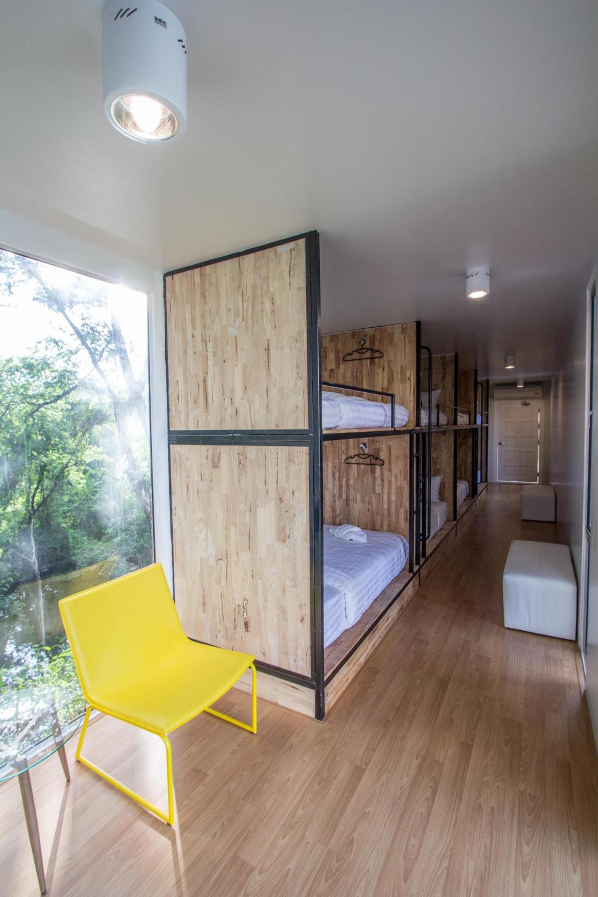 Ducati Bike Box Hotel