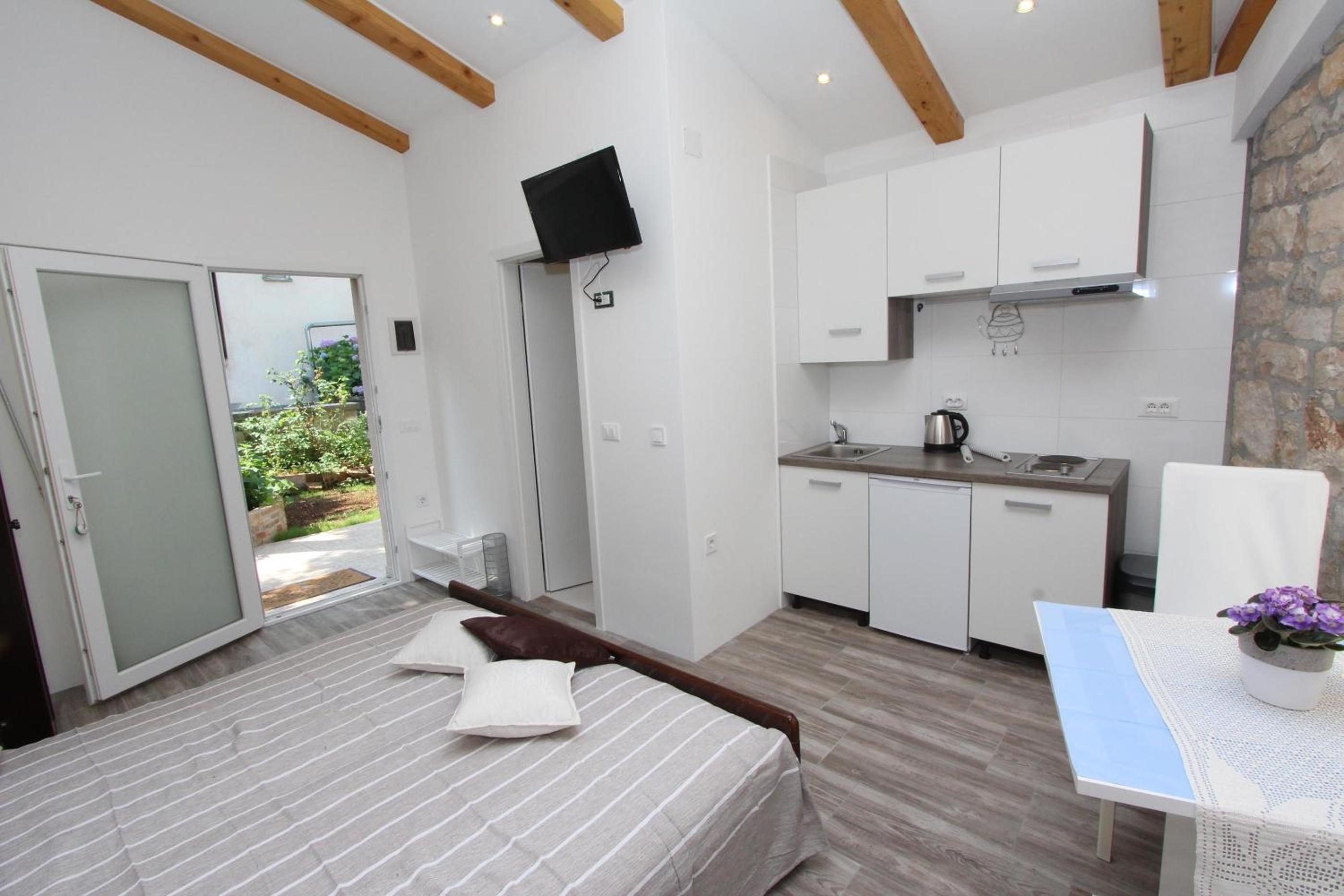 Apartments Santin view 4