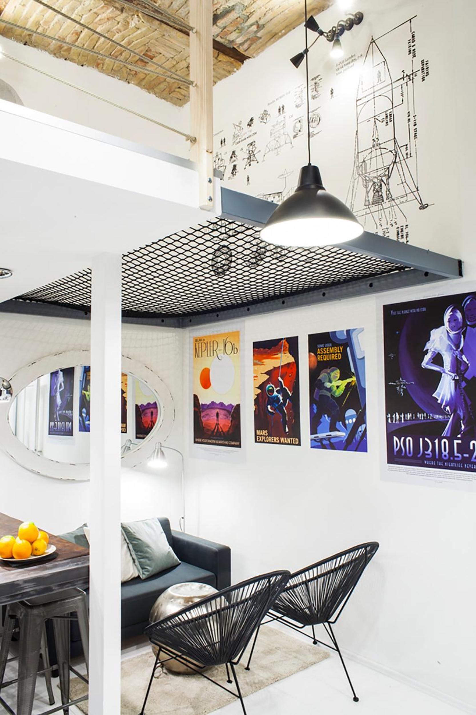 Designer loft at the Great Synagogue view 4