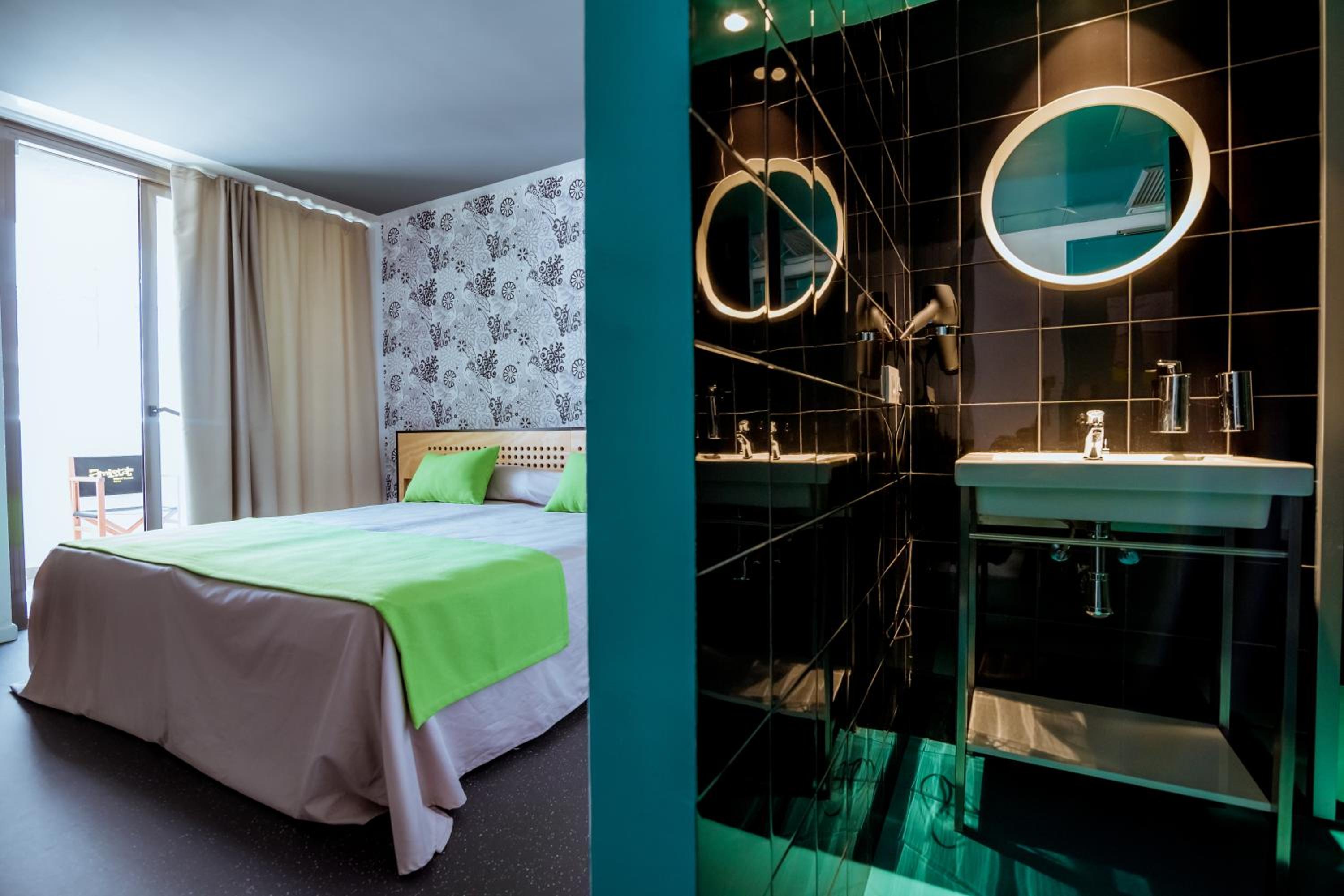 AMISTAT Island Hostel Ibiza - ALBERGUE JUVENIL