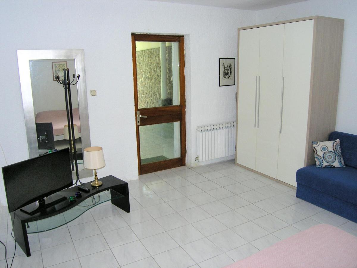 Photo 24