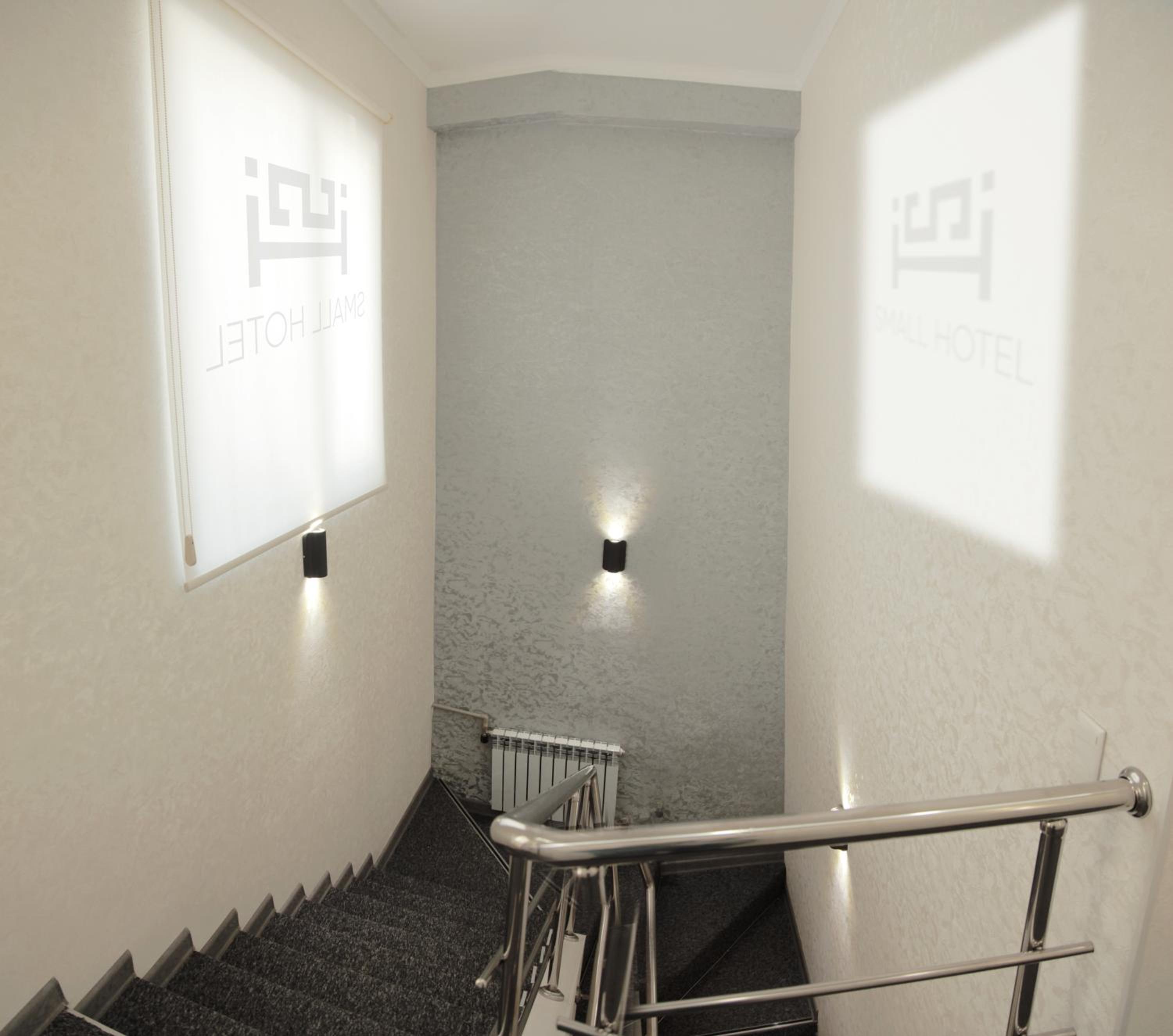 Small Hotel