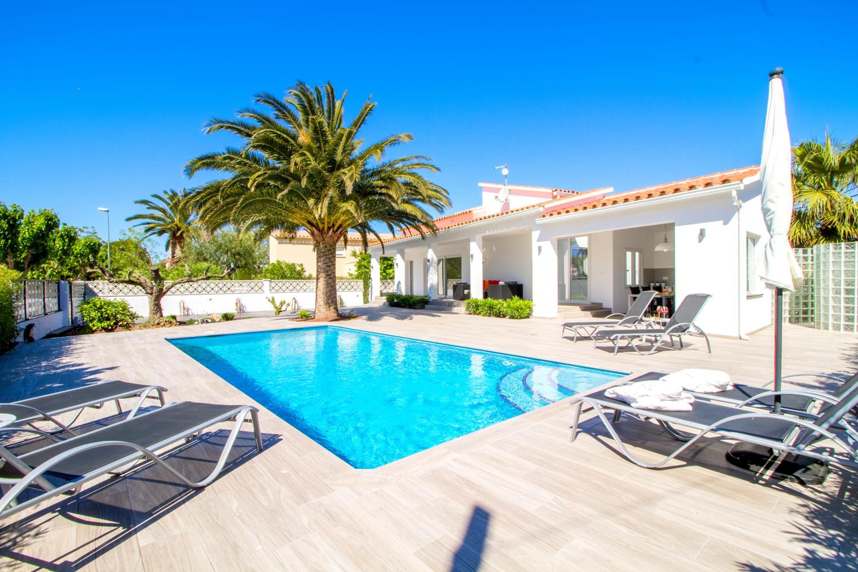 Hotel LEON INMO Villa Palmera - 10337 - Image 1