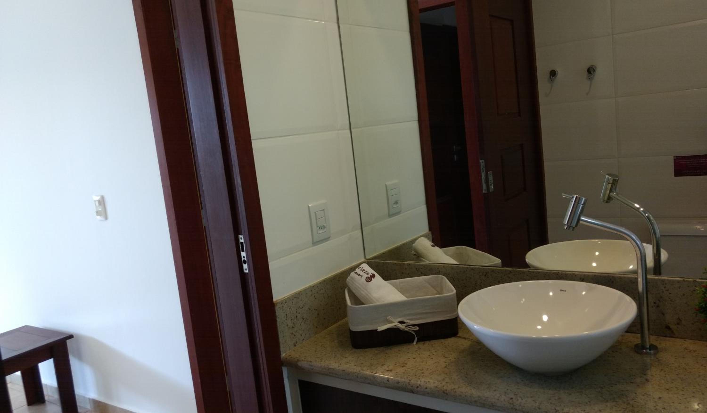 A15 Apt particular no condomínio Pipa Beleza