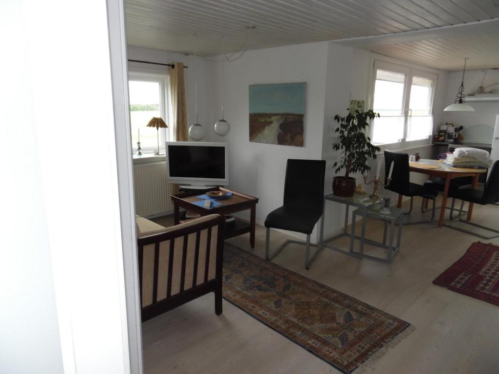 Bel Zoe view 3