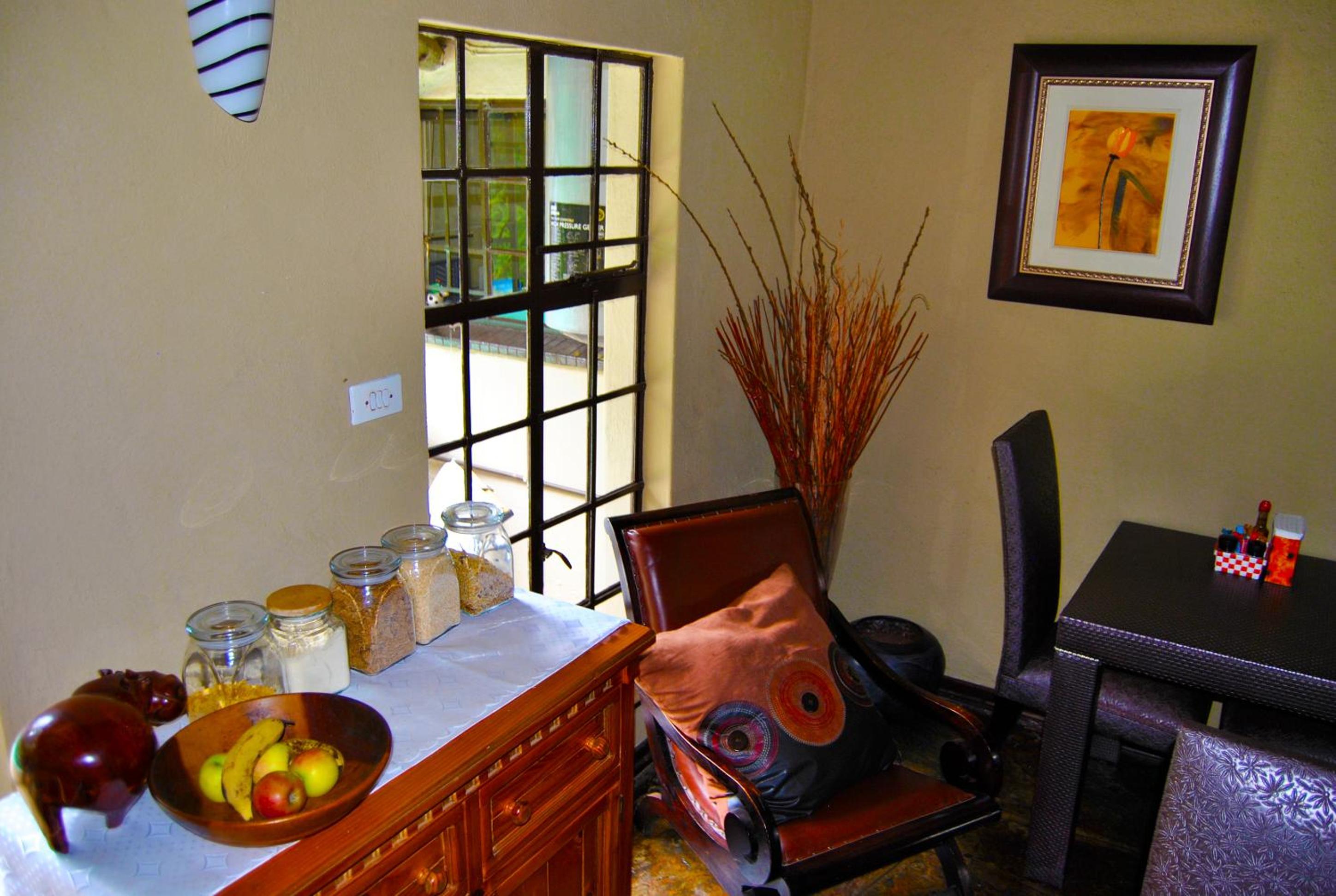 Johannesburg Vacations - Birch Tree Cottage - Property Image 1