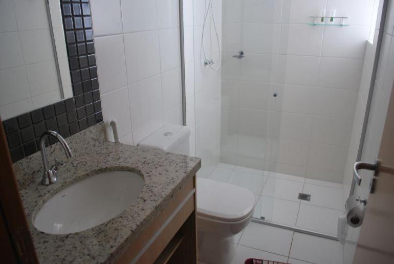 Casa da Madeira Caldas Novas - ACHEI FERIAS - Com Roupa de Cama