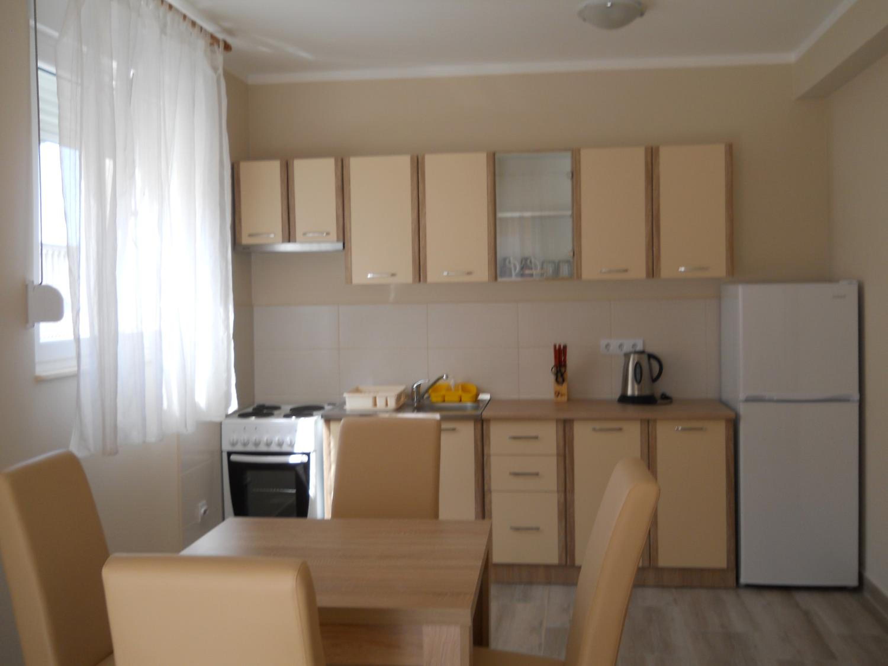 Apartments Mira