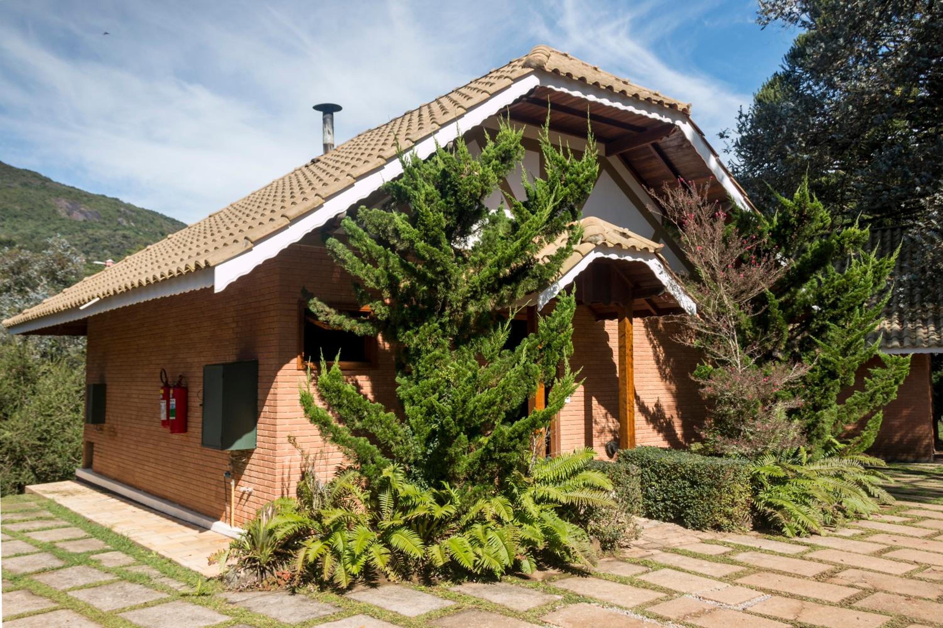 Hotel Estalagem Mandeville - Image 1