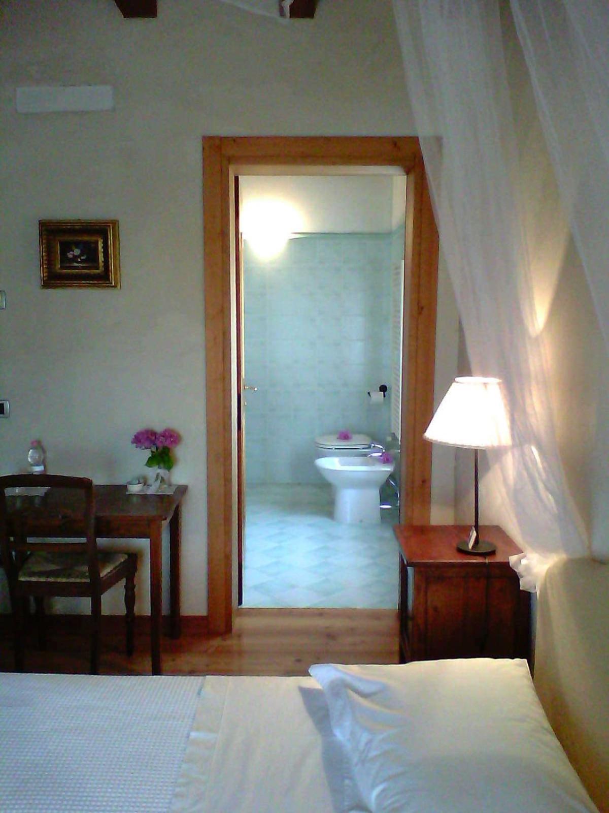 Photo 53