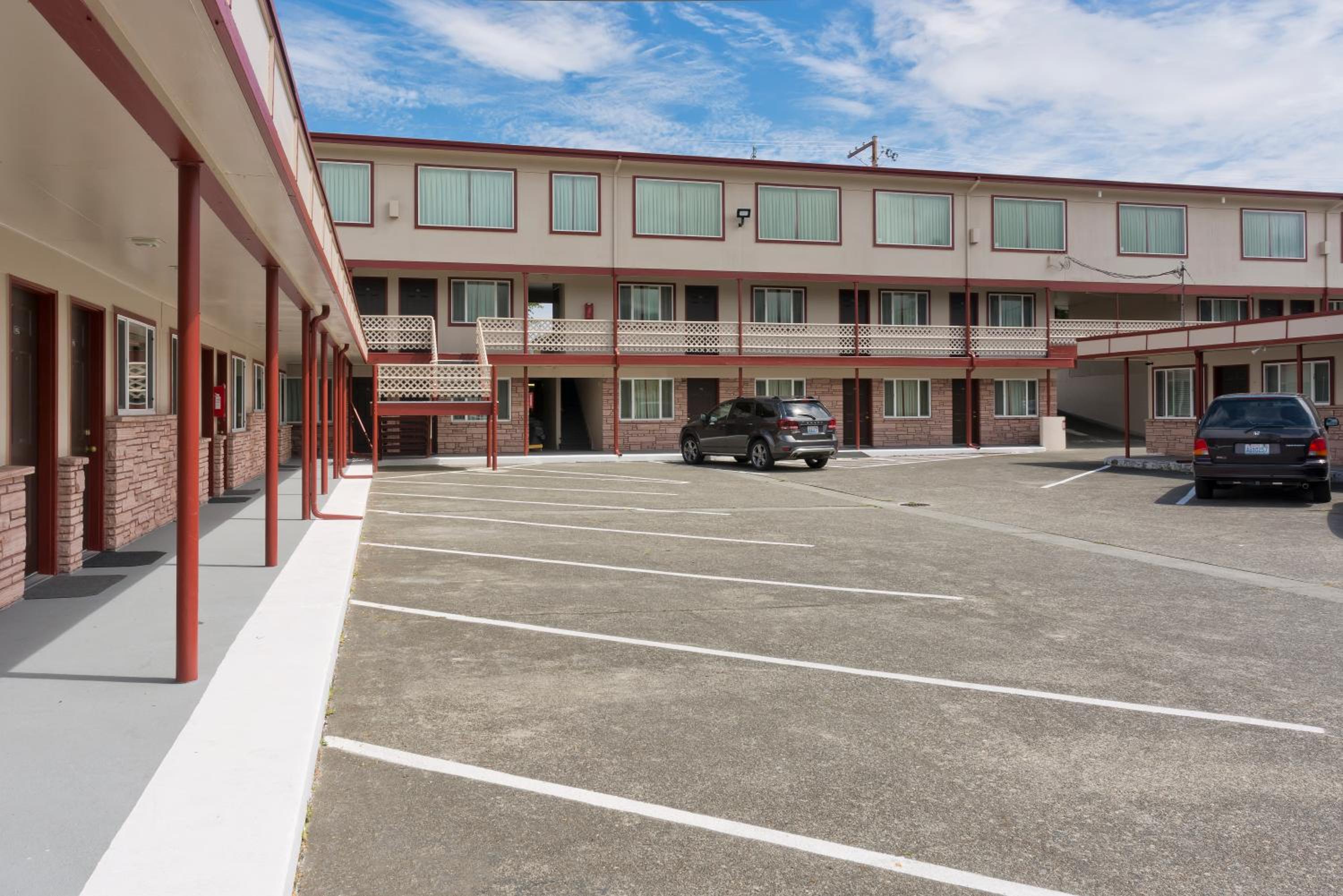 Flagstone Motel