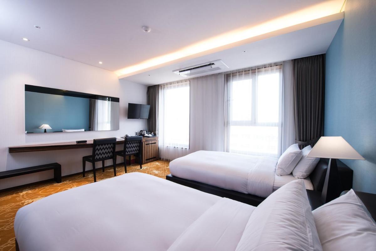 Jeju Vacations - Hotel Leo - Property Image 3