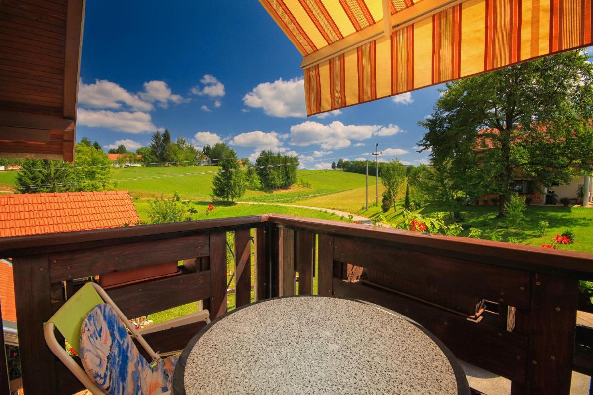 Apartments Sabljak view 3