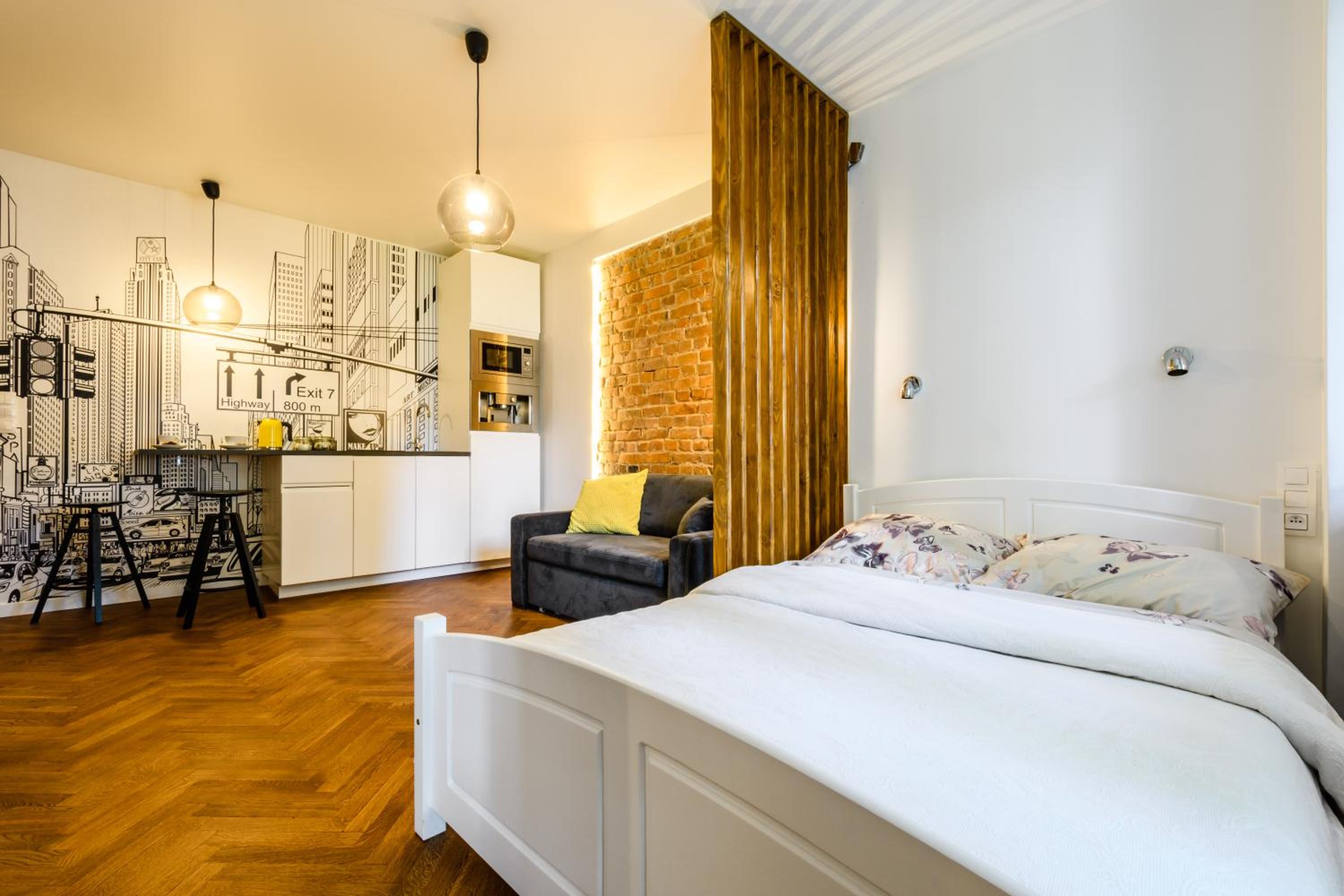Central Station Apartments view 3