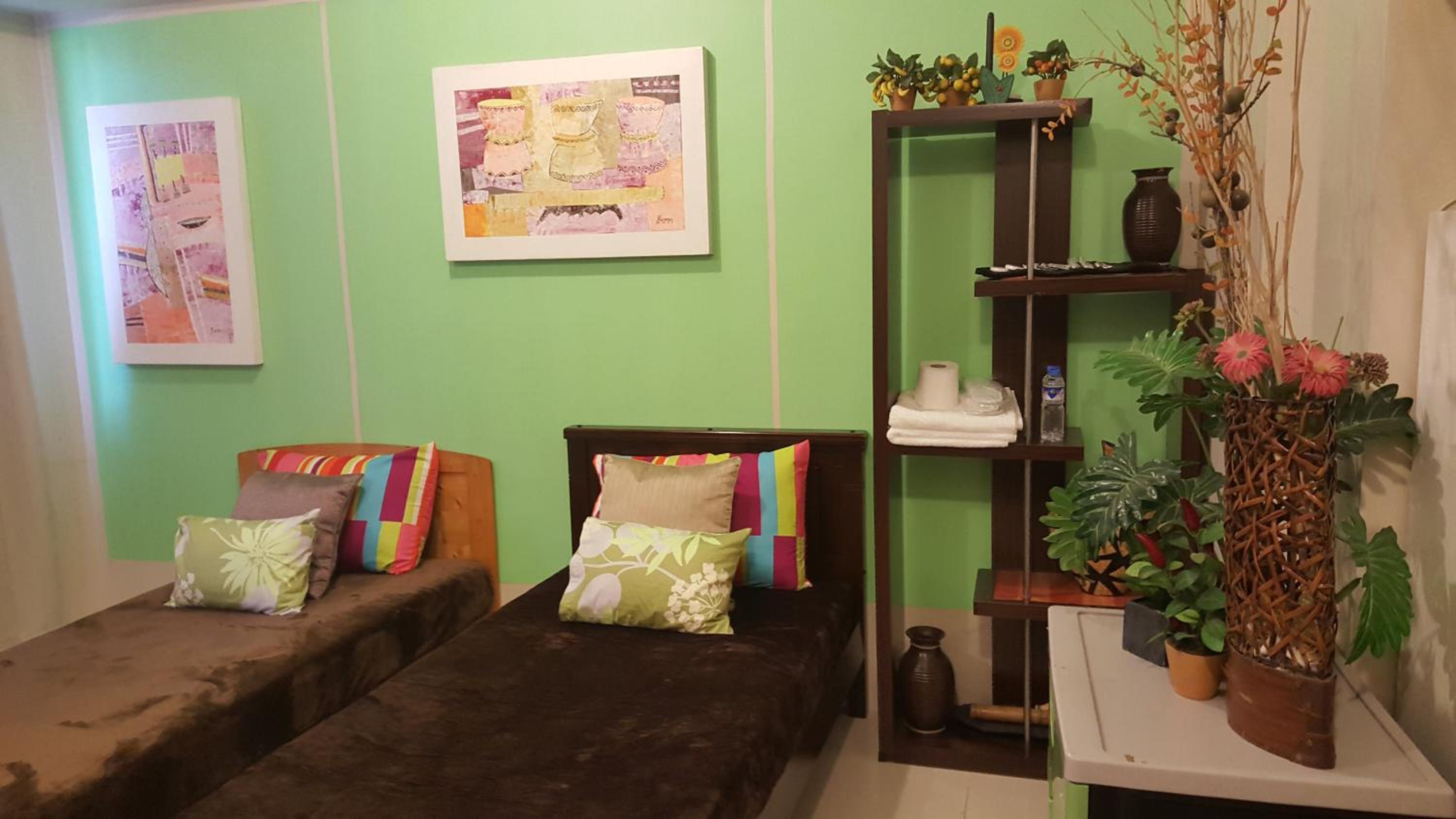 One Palm Tree Villas by Mary view 3