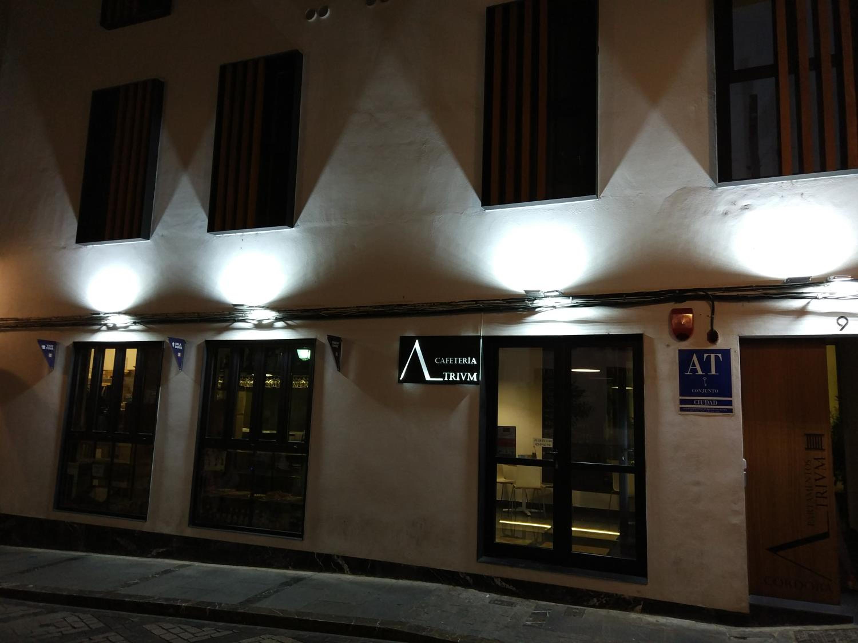 Apartamentos Córdoba Atrium