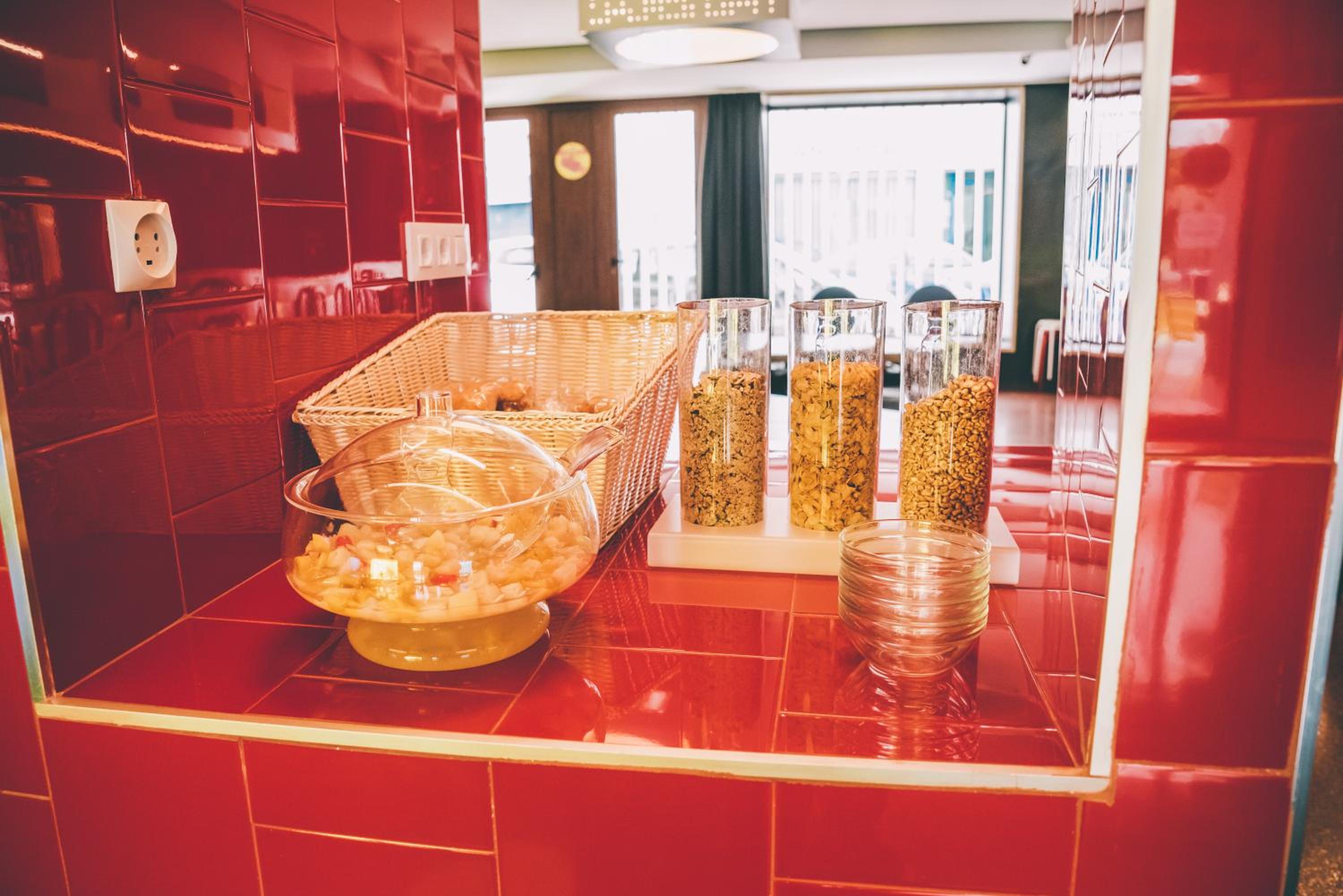 AMISTAT Island Hostel Ibiza - ALBERGUE JUVENIL