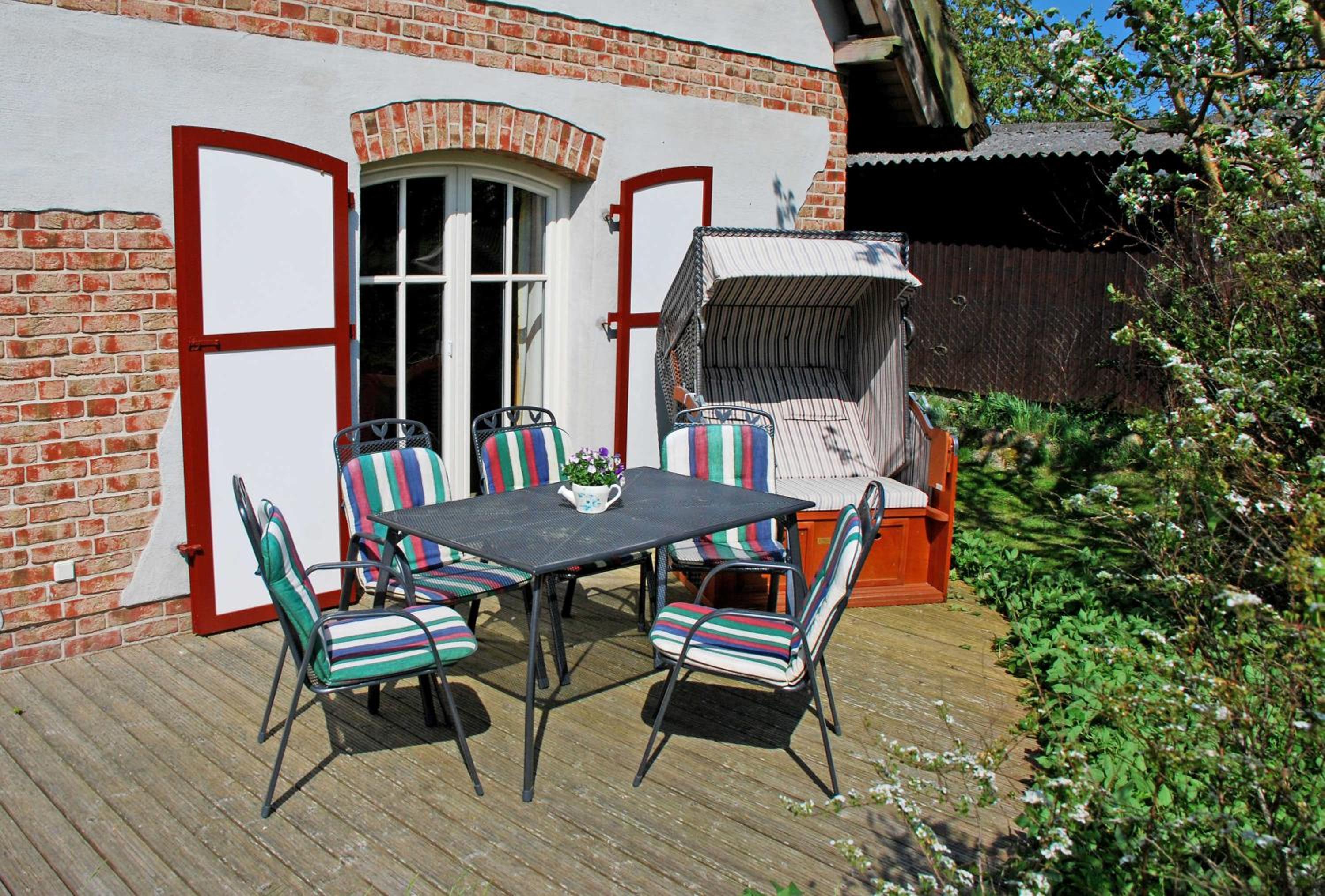 Ferienhaus unterm Reetdach