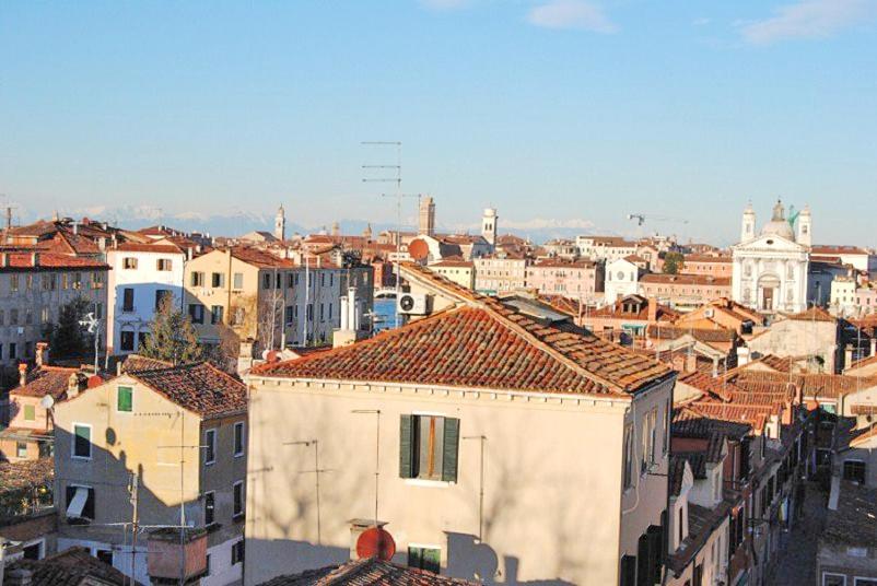 DolceVita Apartments N 329
