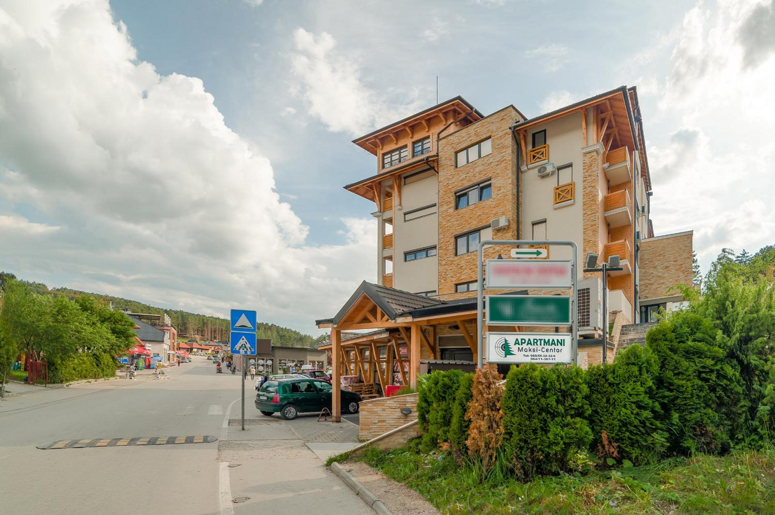 Apartment Maksi-Centar view 4