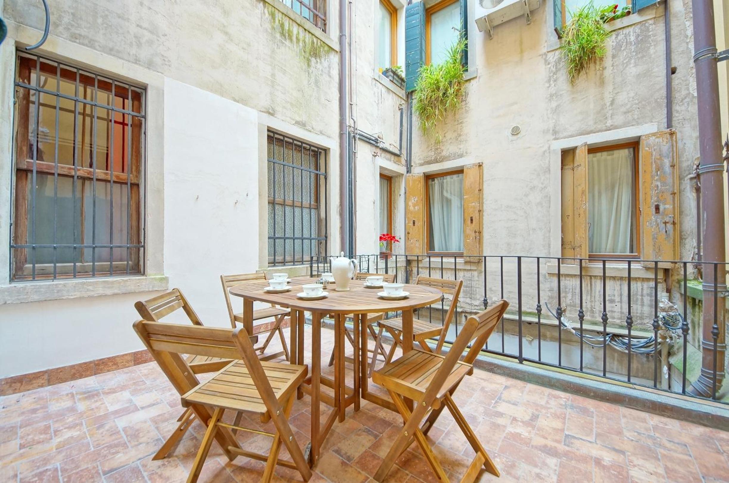 DolceVita Apartments N 373