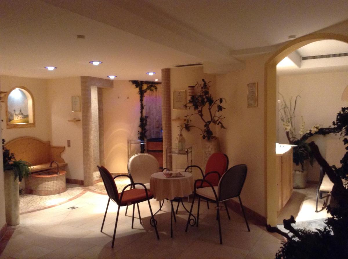 Hotel Garni Almhof
