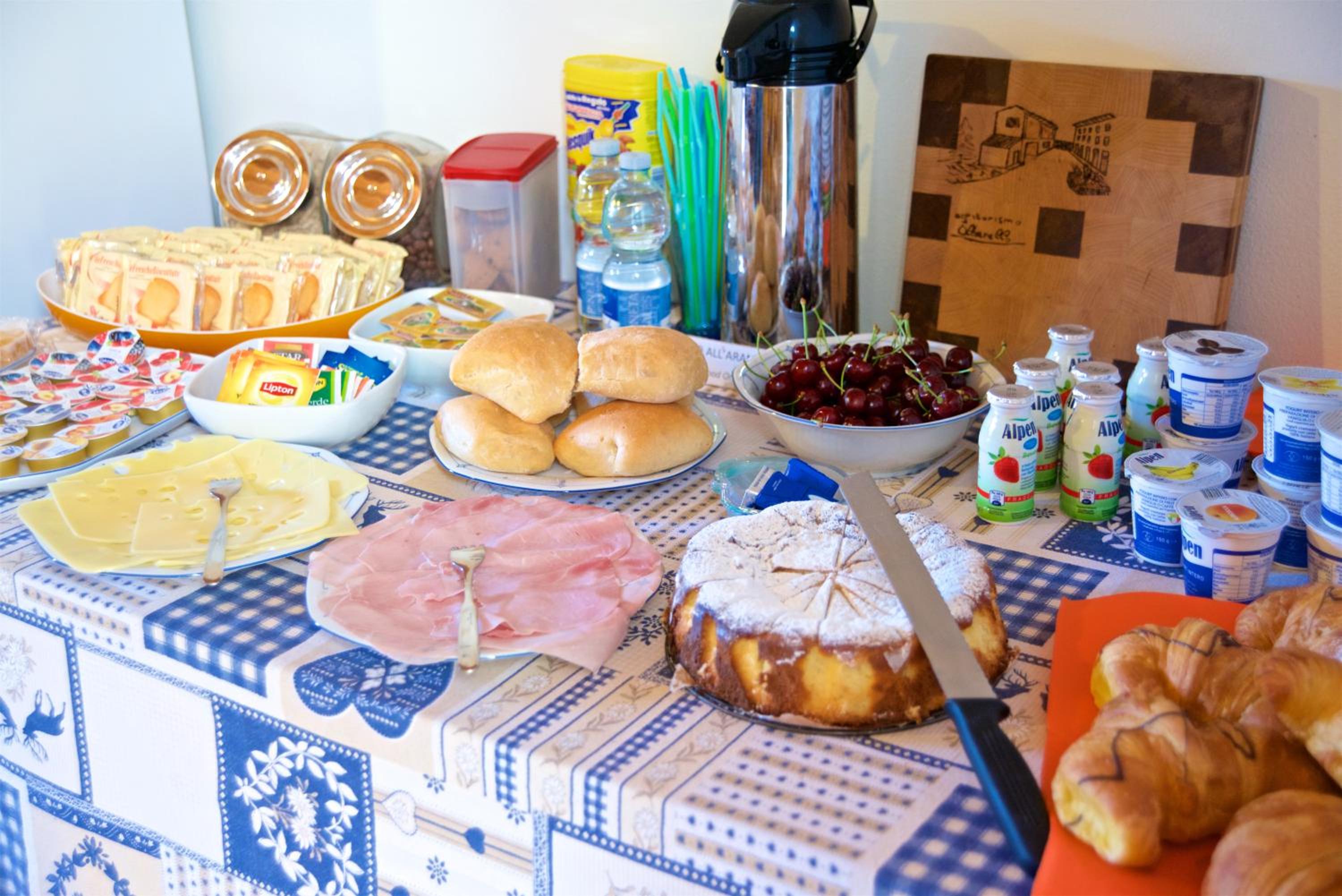 Photo 10